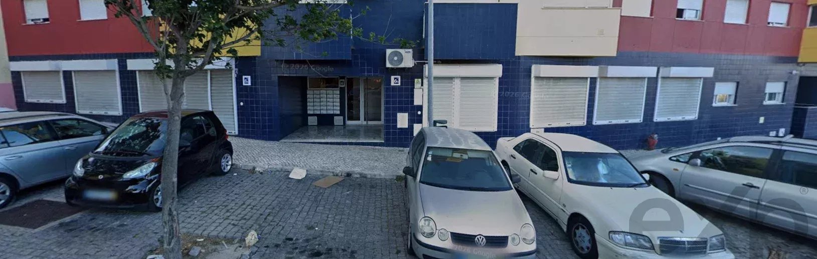 Commercial store with parking. 86795035 image 15