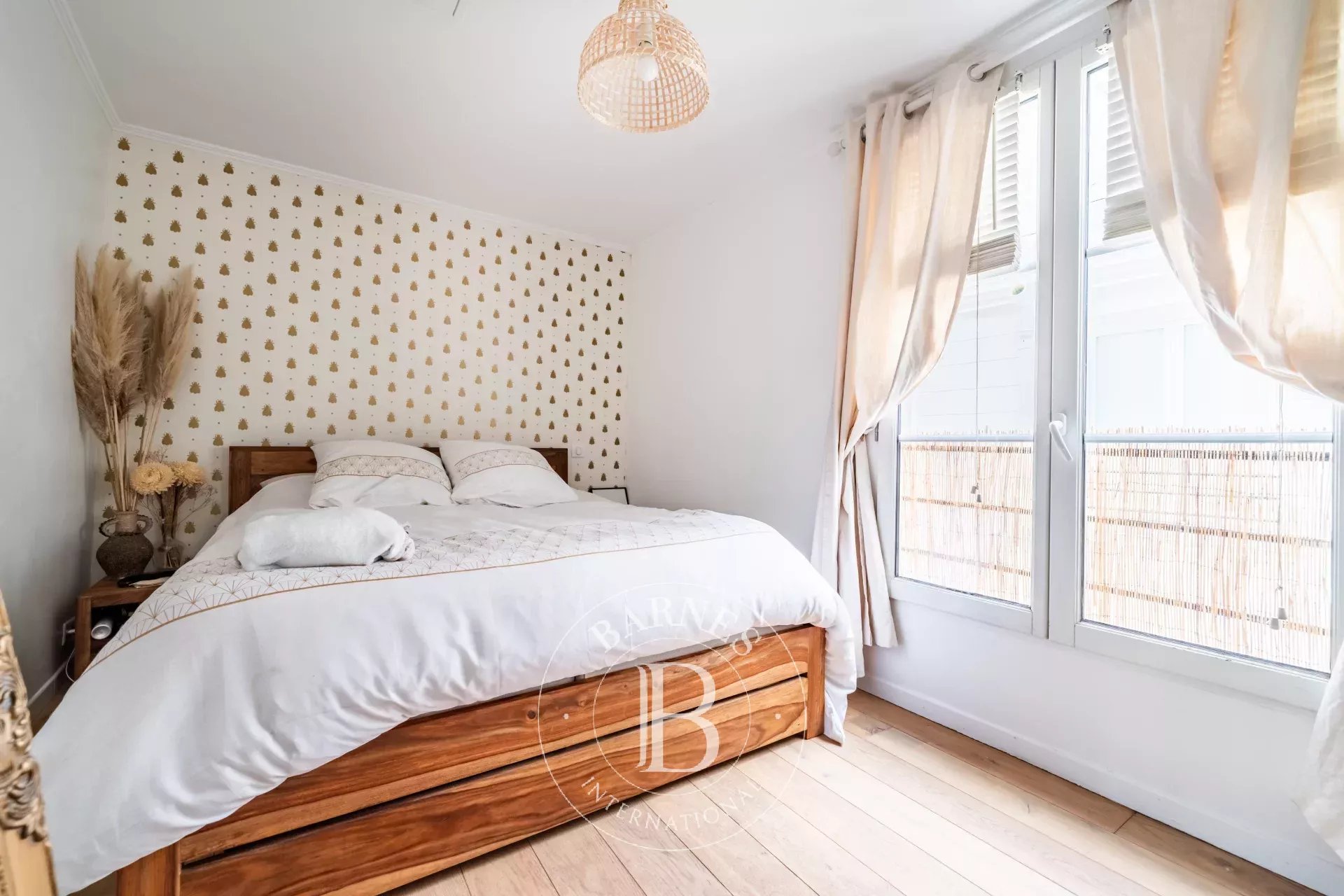 Daire Paris 3ème - picture 14