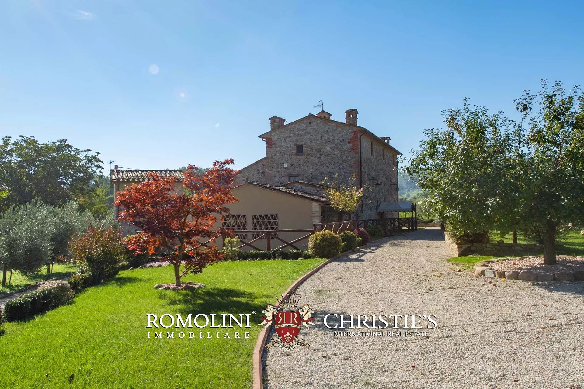 7 Bedroom Villa/Townhouse's Image 19