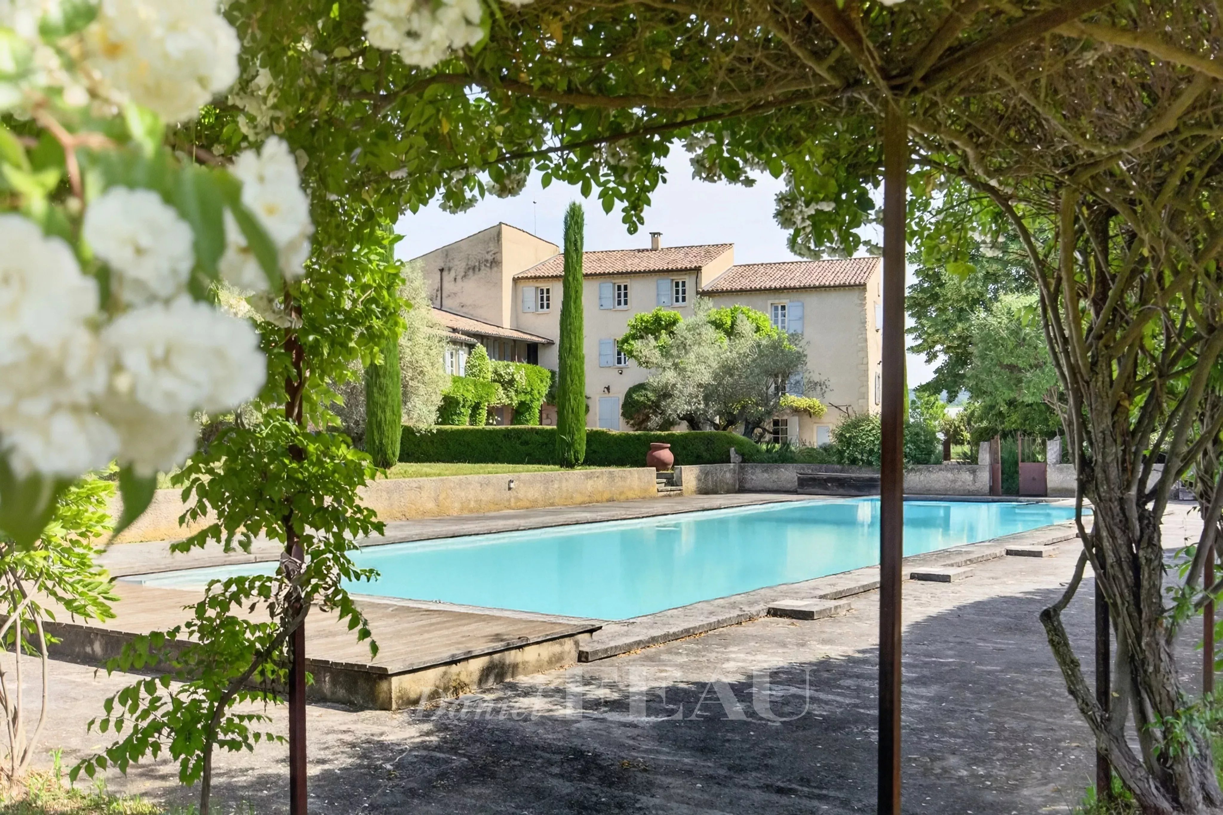 Sale Mas Forcalquier