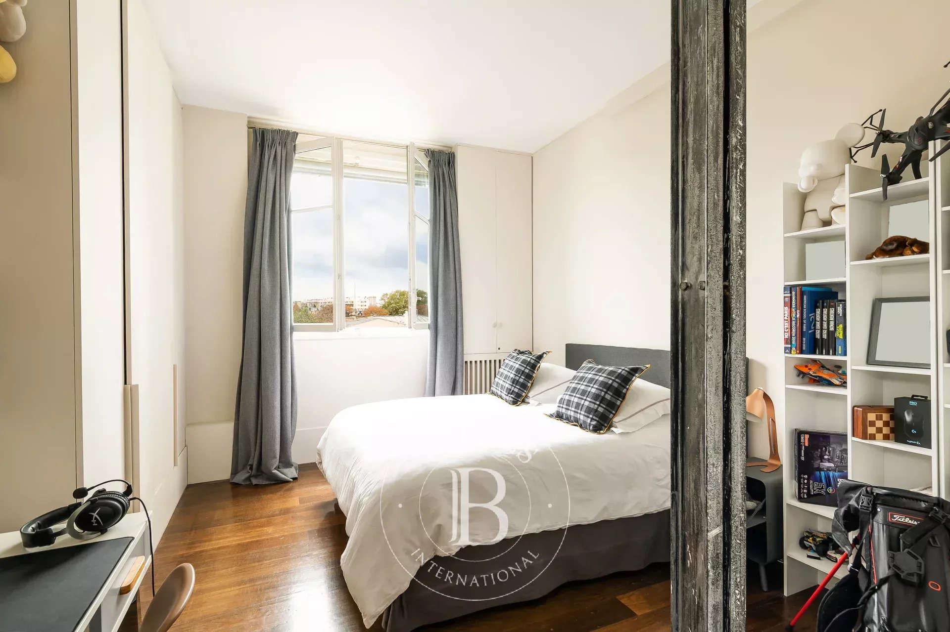Paris  - Apartment 4 Bedrooms - picture 11
