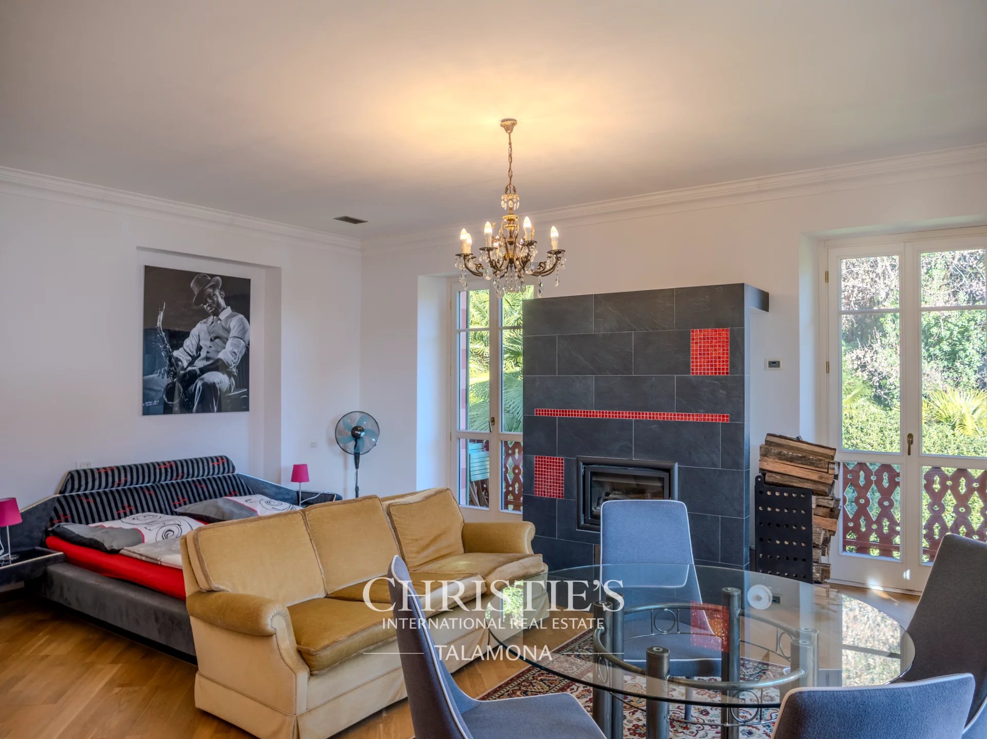 9 Bedroom Villa/Townhouse's Image 16