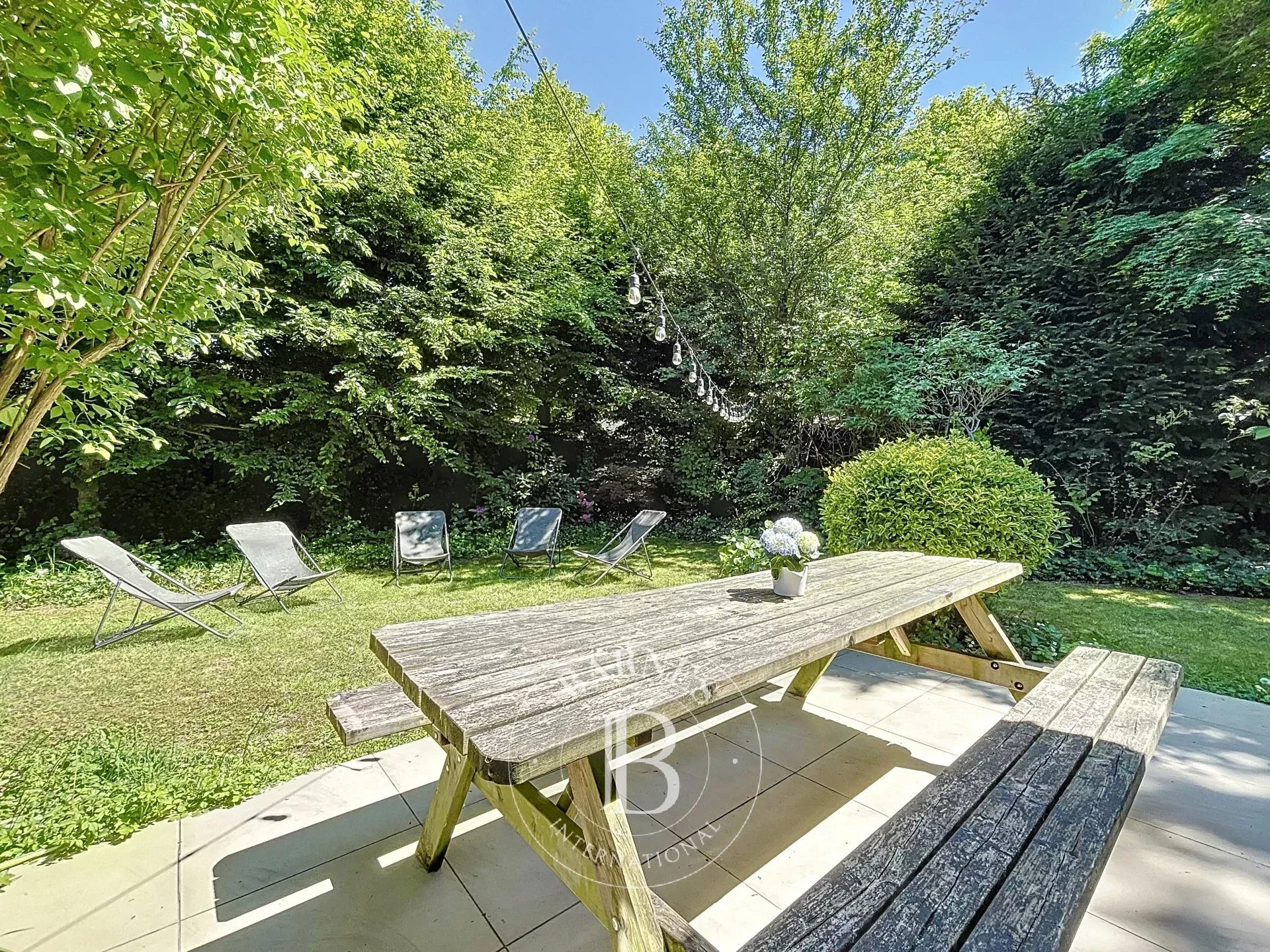 Uccle-Maison de charme-Un havre de paix à vendre