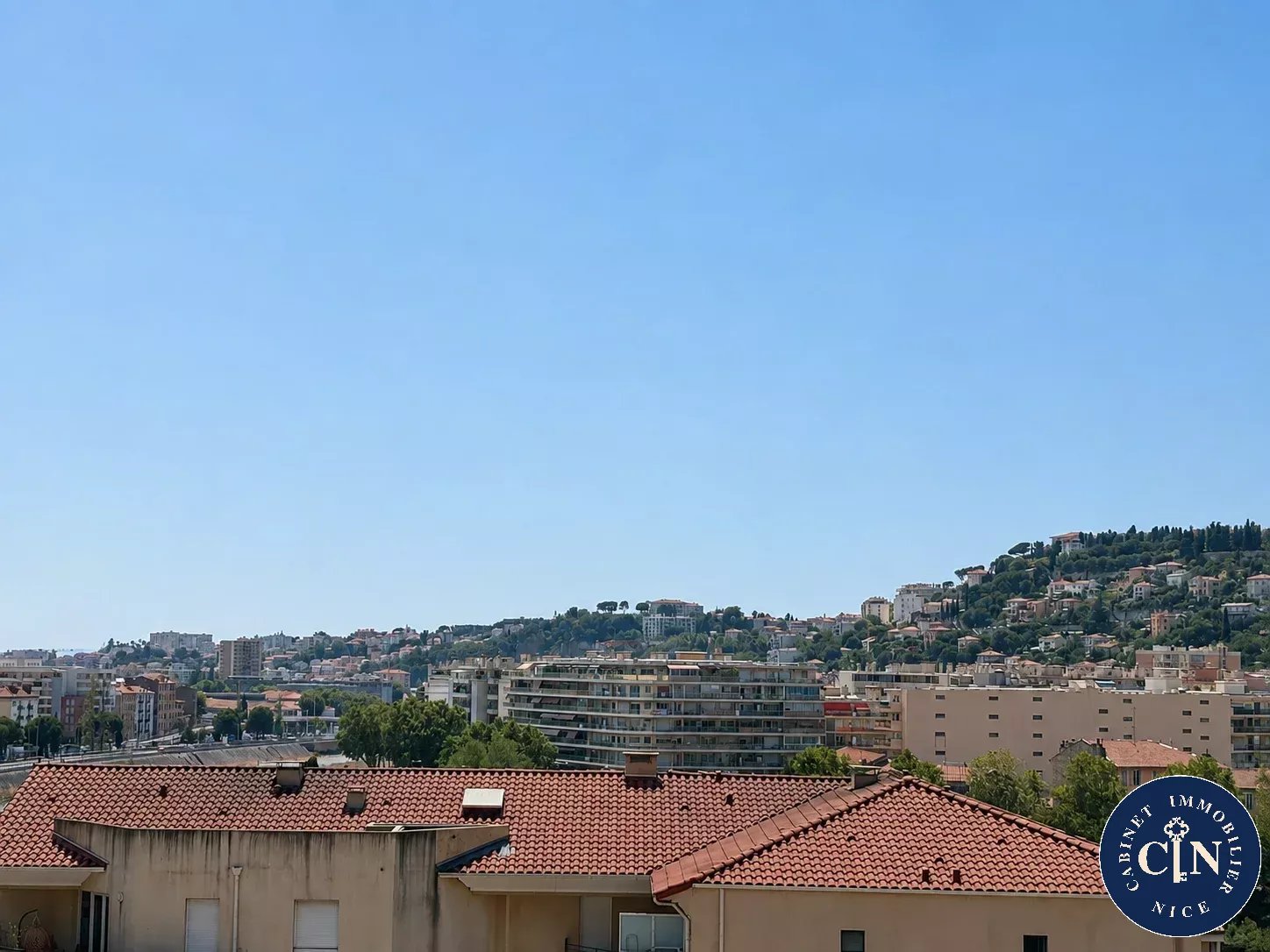 2 pièces 55 m² - Terrasse vue panoramique - Roquebillière — photo 11