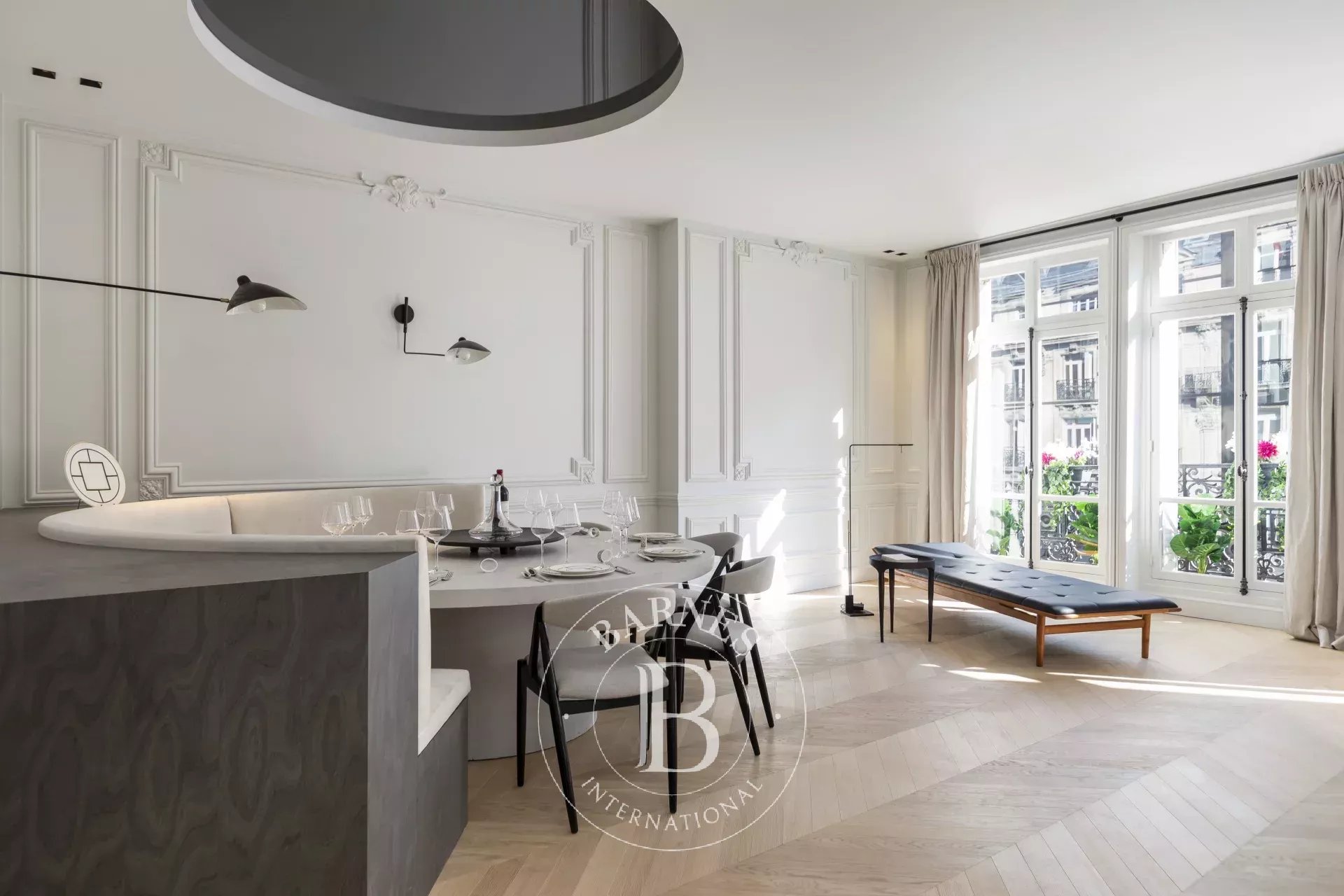 Daire Paris 8ème - picture 6