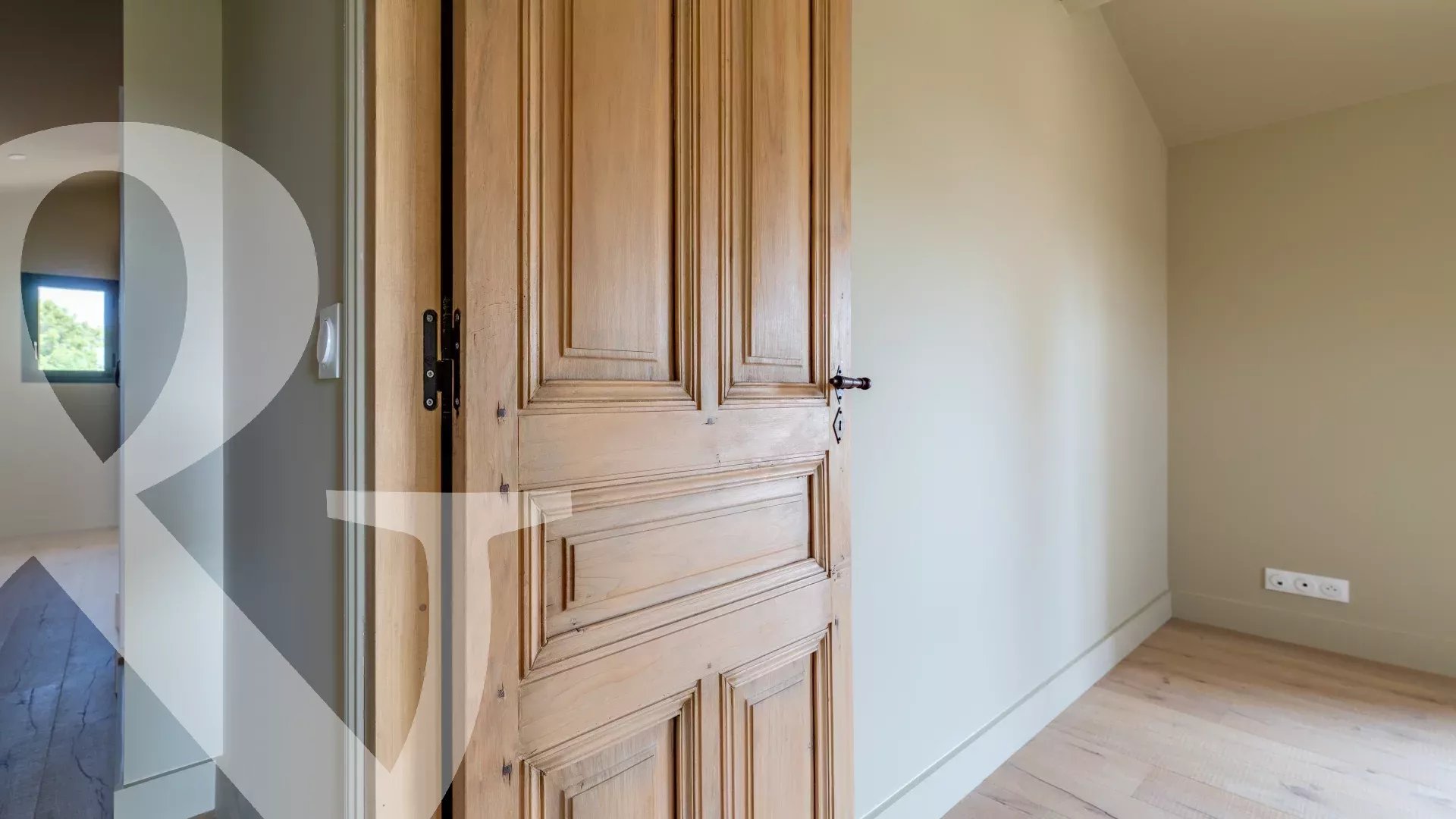 CONSTRUCTION NEUVE A PIED DU VILLAGE