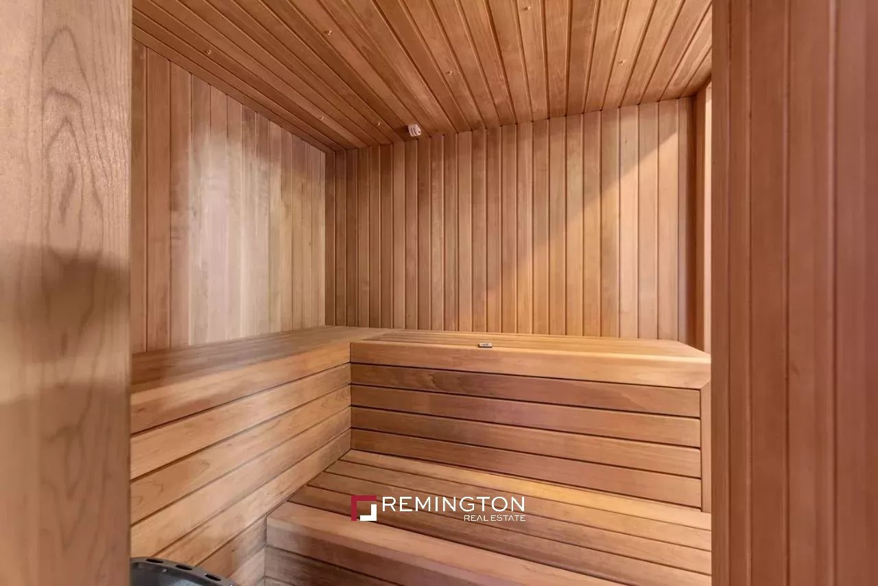5 Bedroom Villa/Townhouse's Image 5