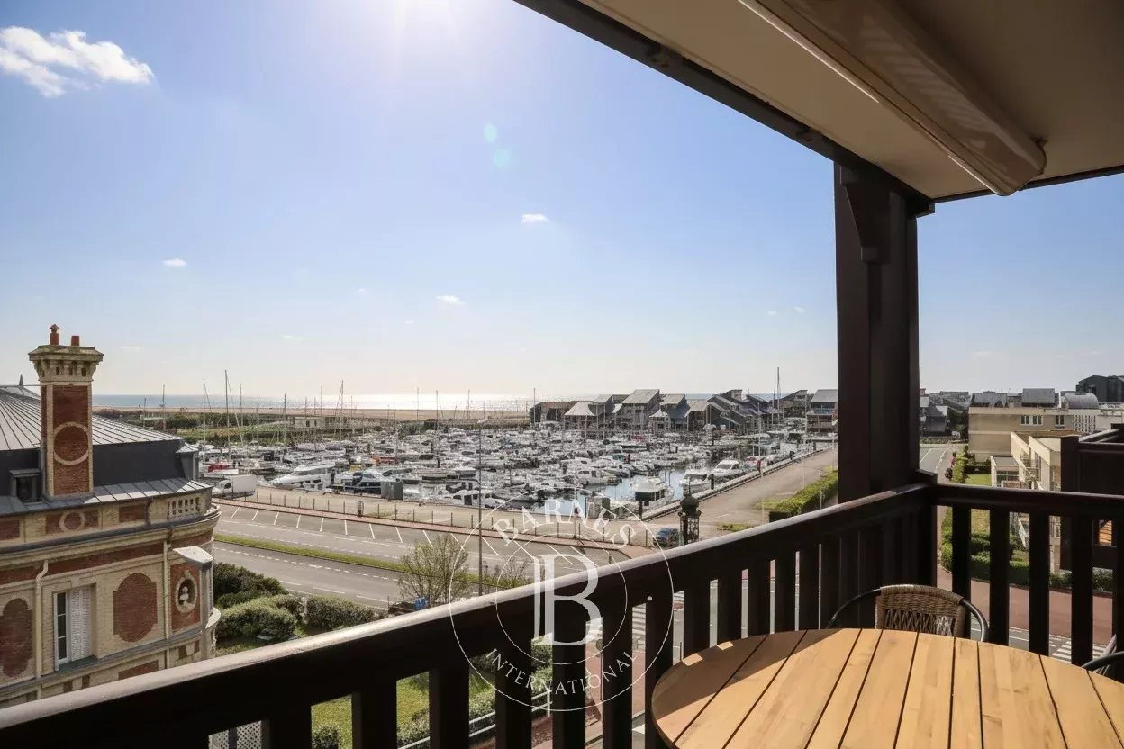 Appartement Deauville  -  ref 84570583 (picture 1)