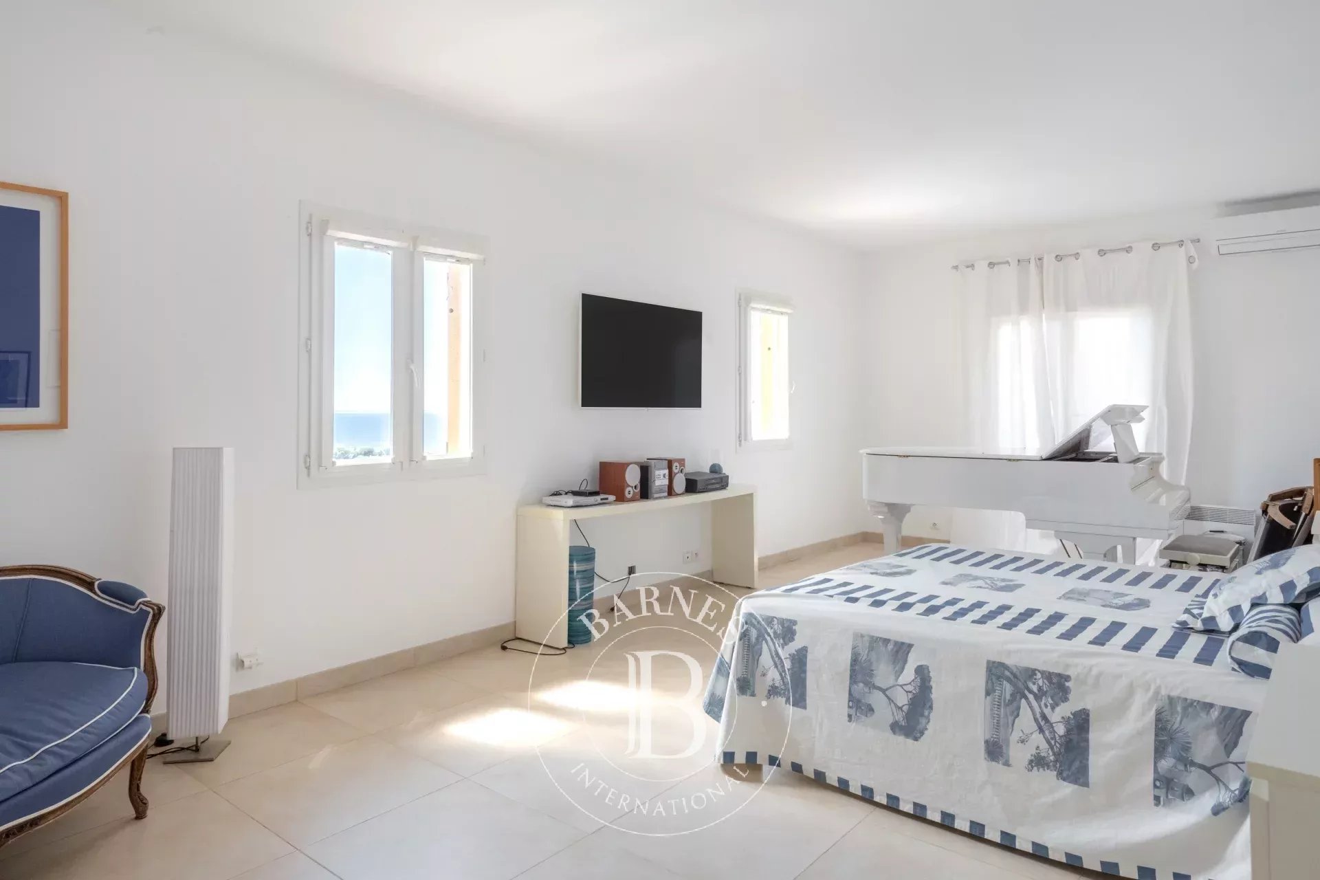 Villa Saint-Cyr-sur-Mer - picture 10