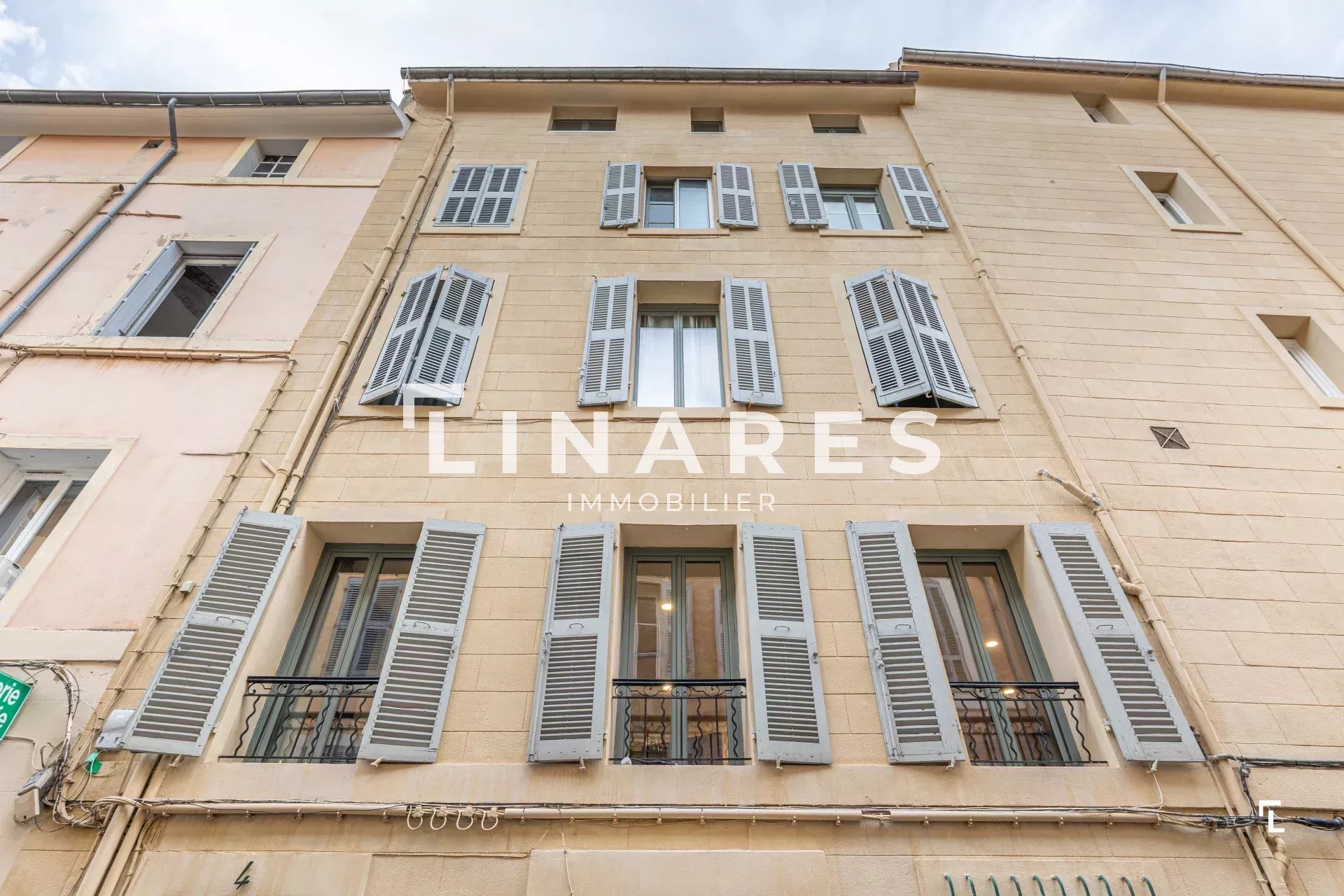 Sale Building Aix-en-Provence Cours Mirabeau