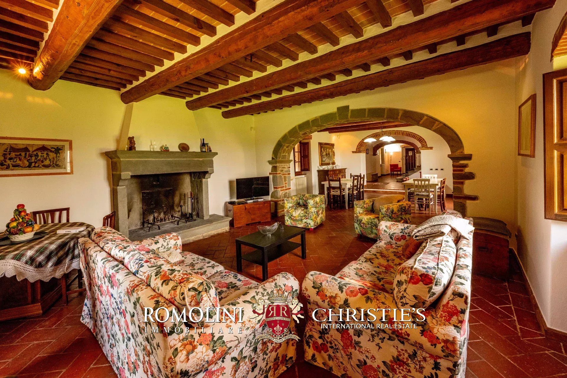 5 Bedroom Villa/Townhouse's Image 18