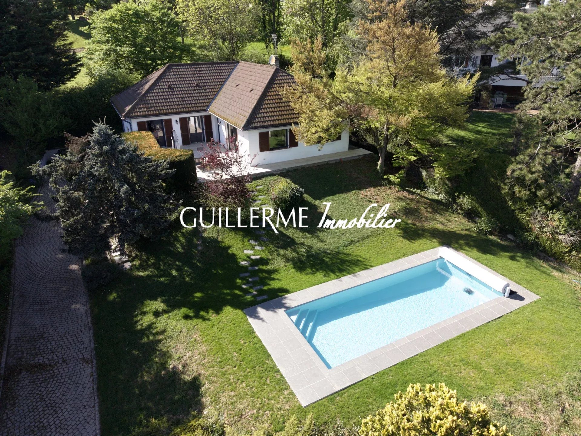 Agence immobilière de 