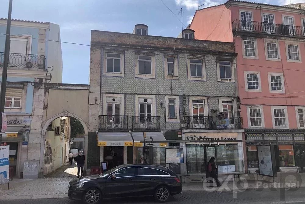 Building located in Largo do Rato, with ante project for 775m² 85506152 image 11
