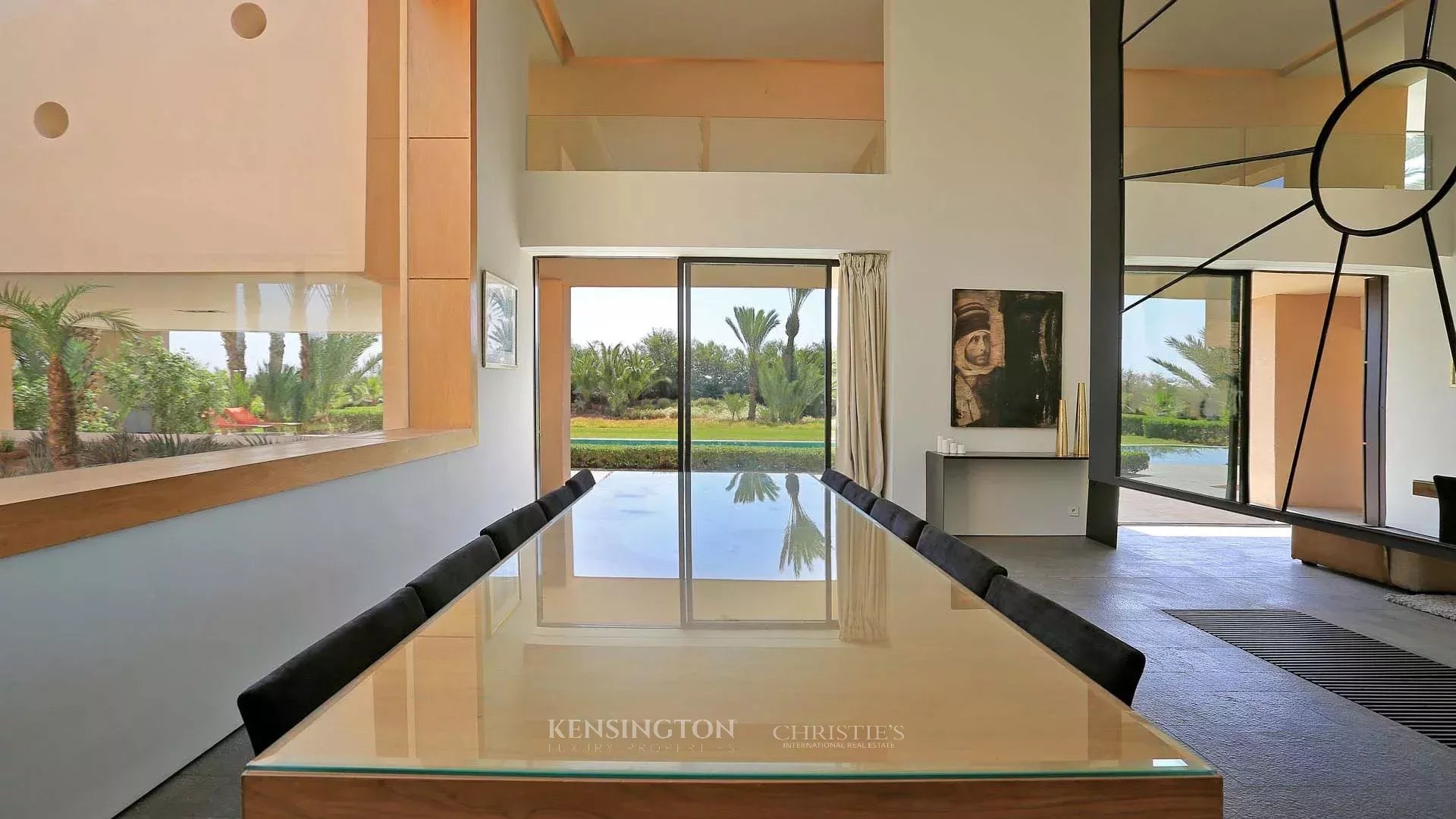 6 Bedroom Villa/Townhouse's Image 8