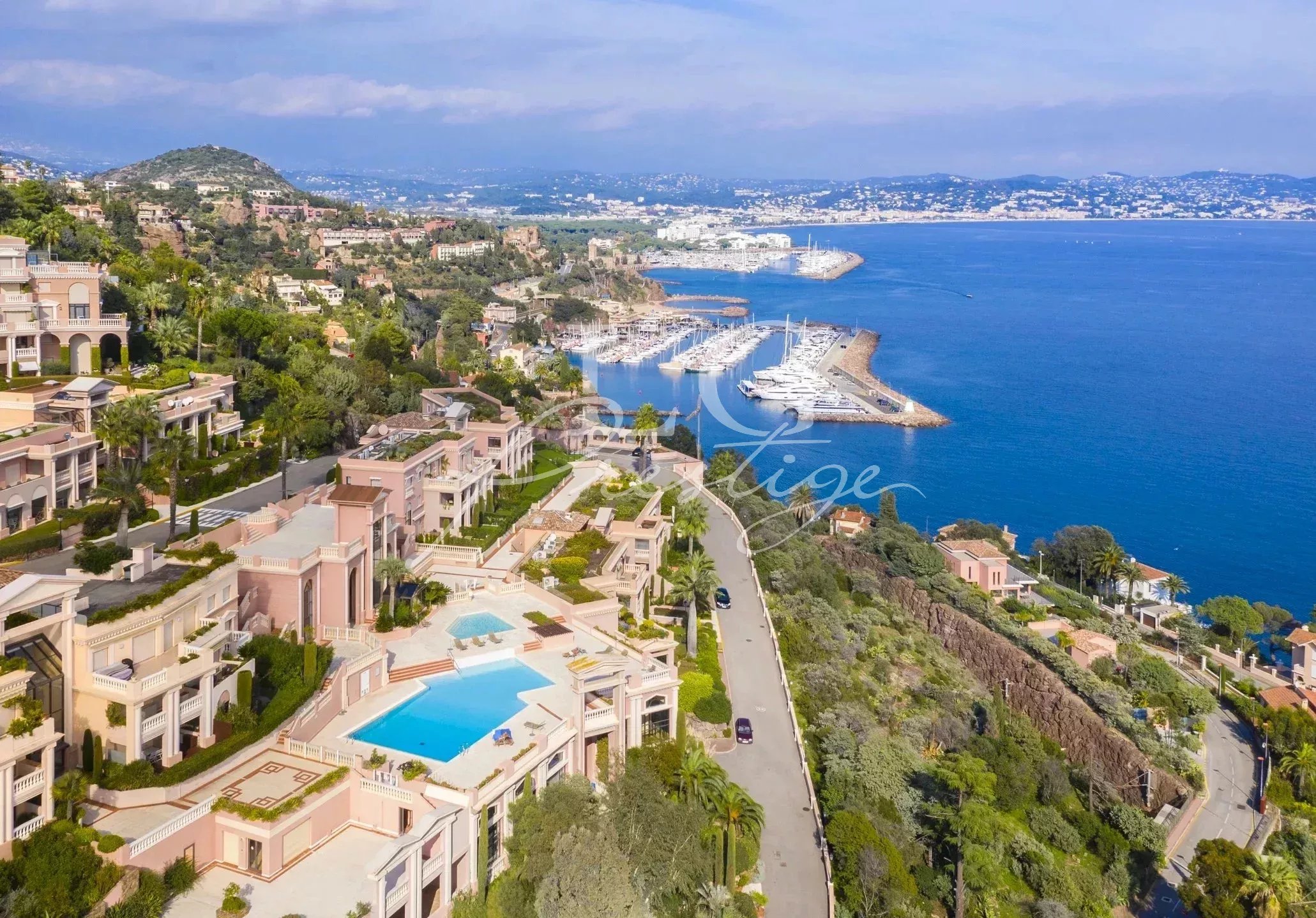 Agence immobilière de L & G PRESTIGE IMMOBILIER