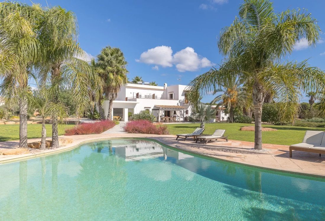 Sale Villa Es Cana