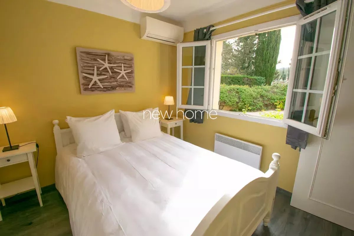 Maison avec piscine à Fayence