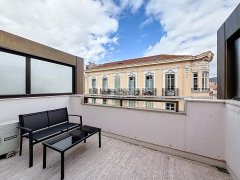 Luxury Renovated Apartment for Sale in Cannes Banane with Terrace — photo 2 of 7