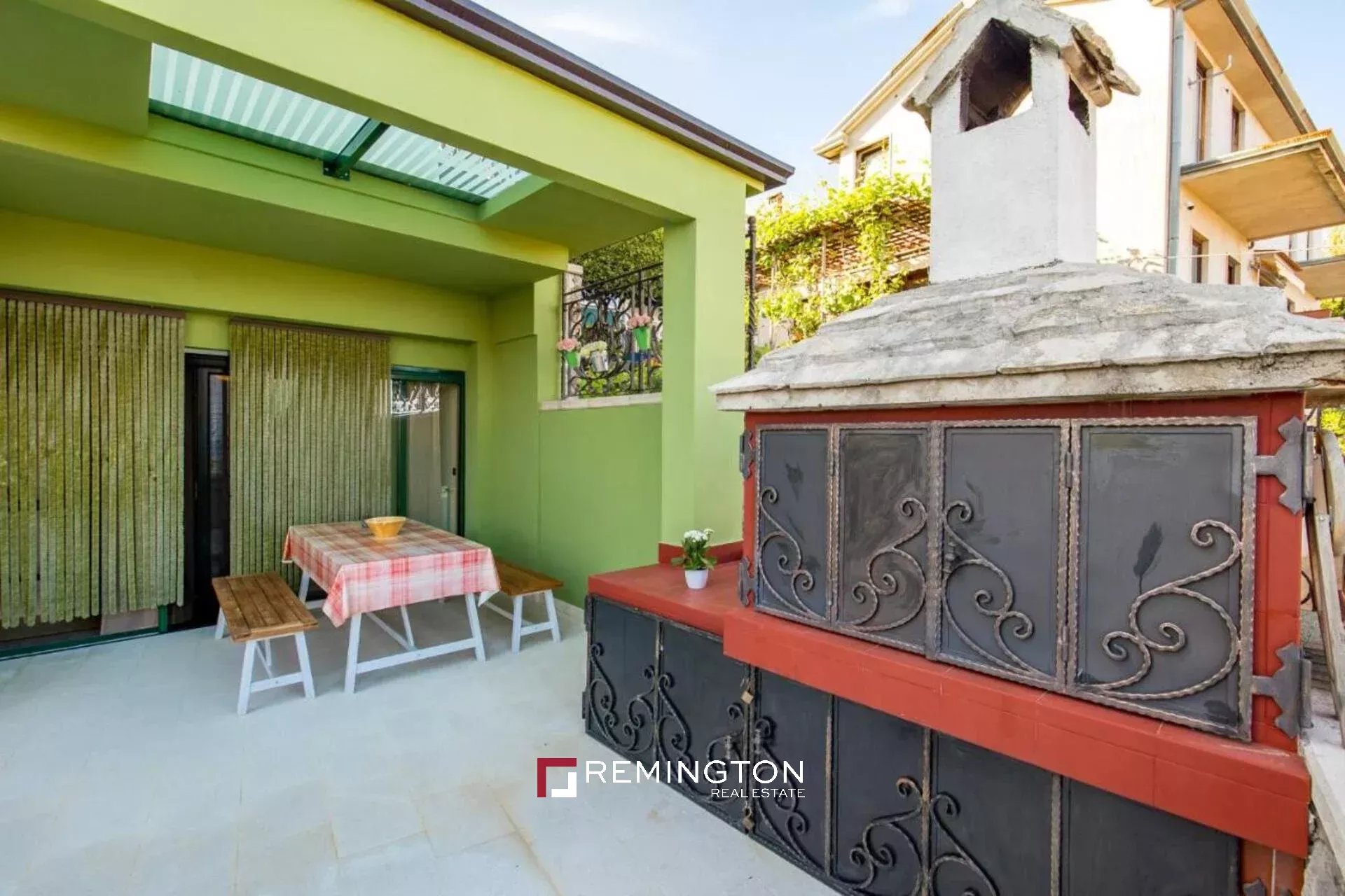 9 Bedroom Villa/Townhouse's Image 16