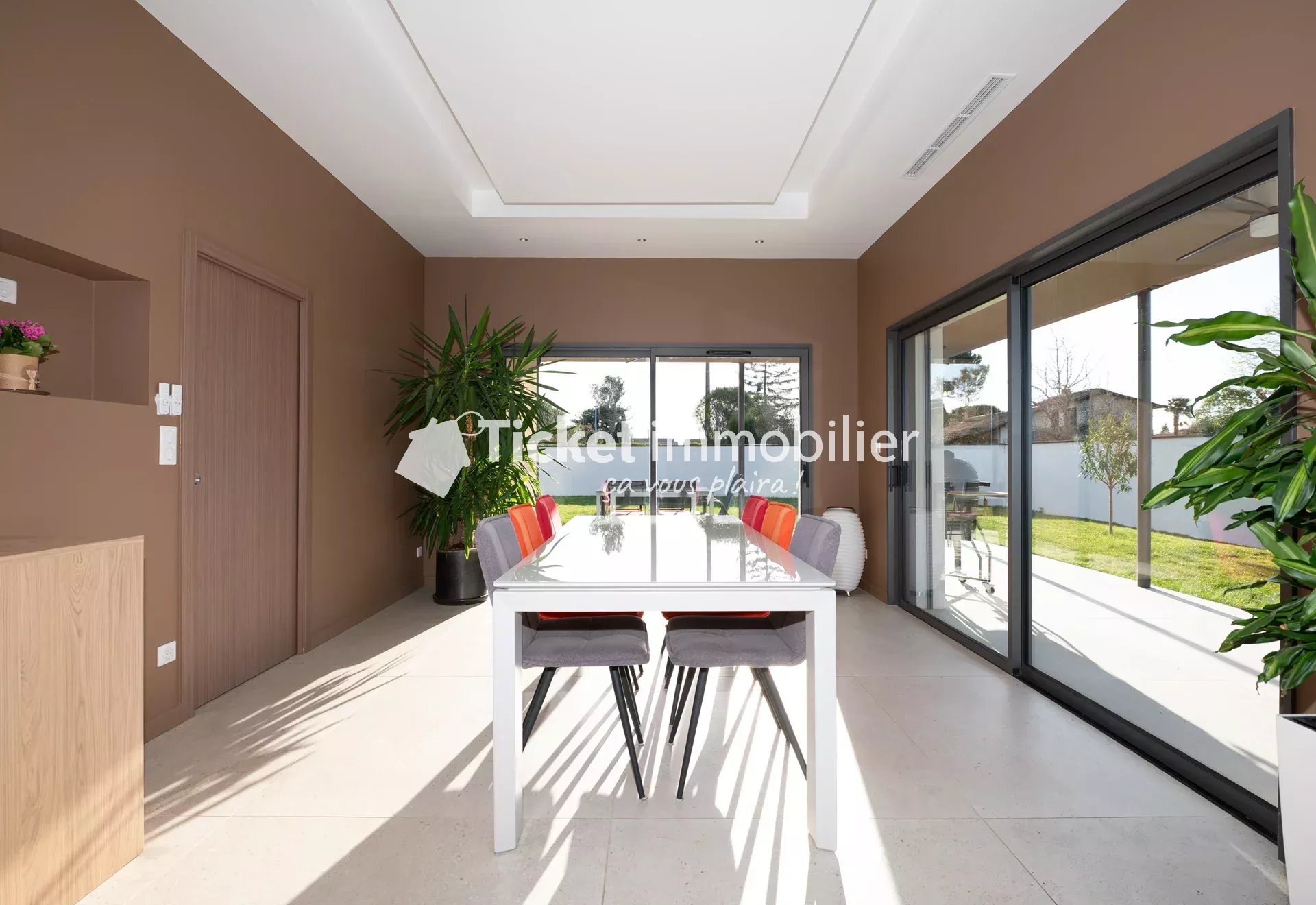 VILLA CONTEMPORAINE T4 160m2 NEUVE AVEC DOUBLE GARAGE, CLIMATISATION GAINABLE, SUPERBES PRESTATIONS, 1111m2 DE TERRAIN ... — photo 17