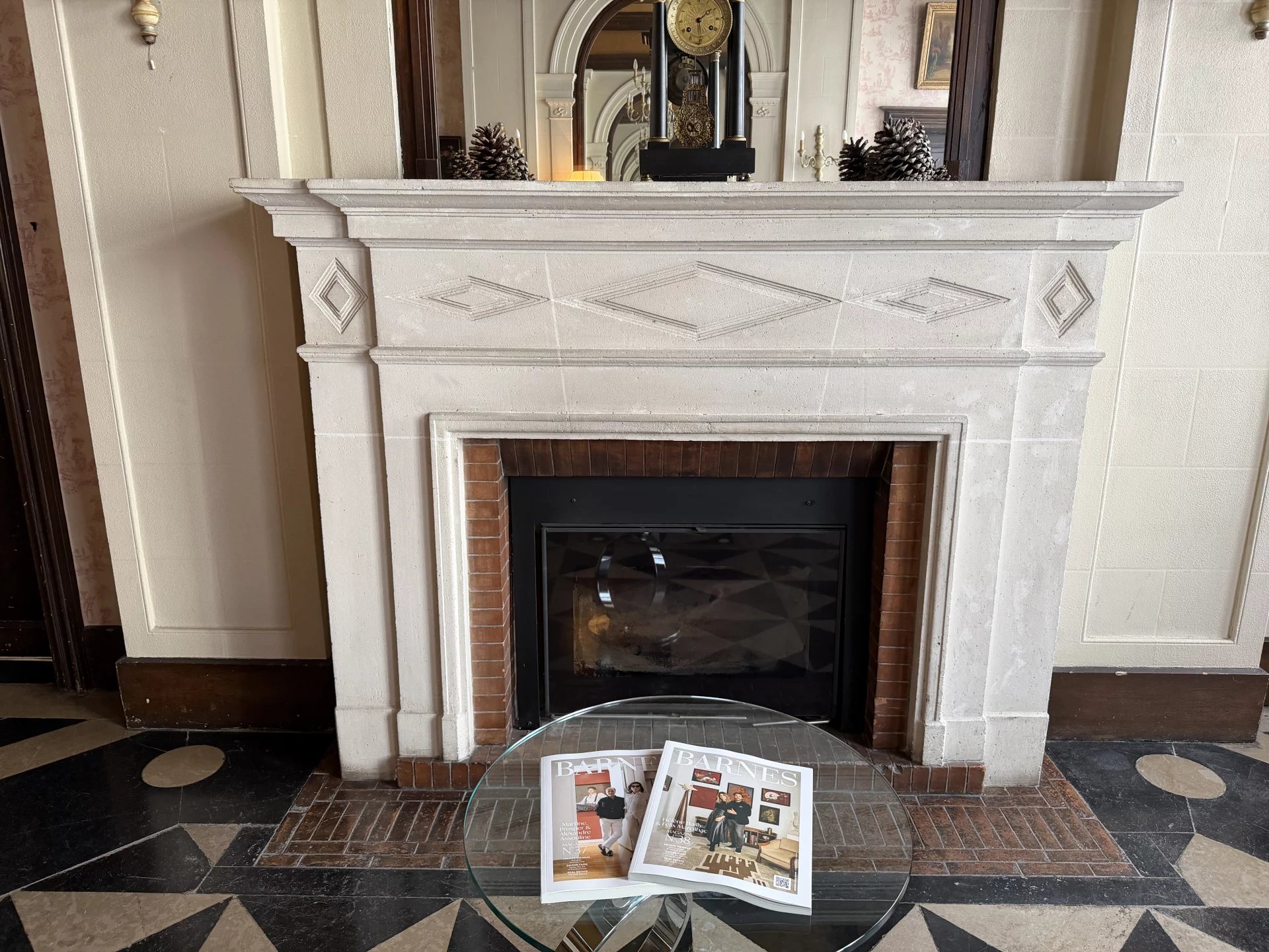 Hôtel particulier en pierre de taille – 461 m² – 7 chambres – Parcelle 1243 m² - picture 3