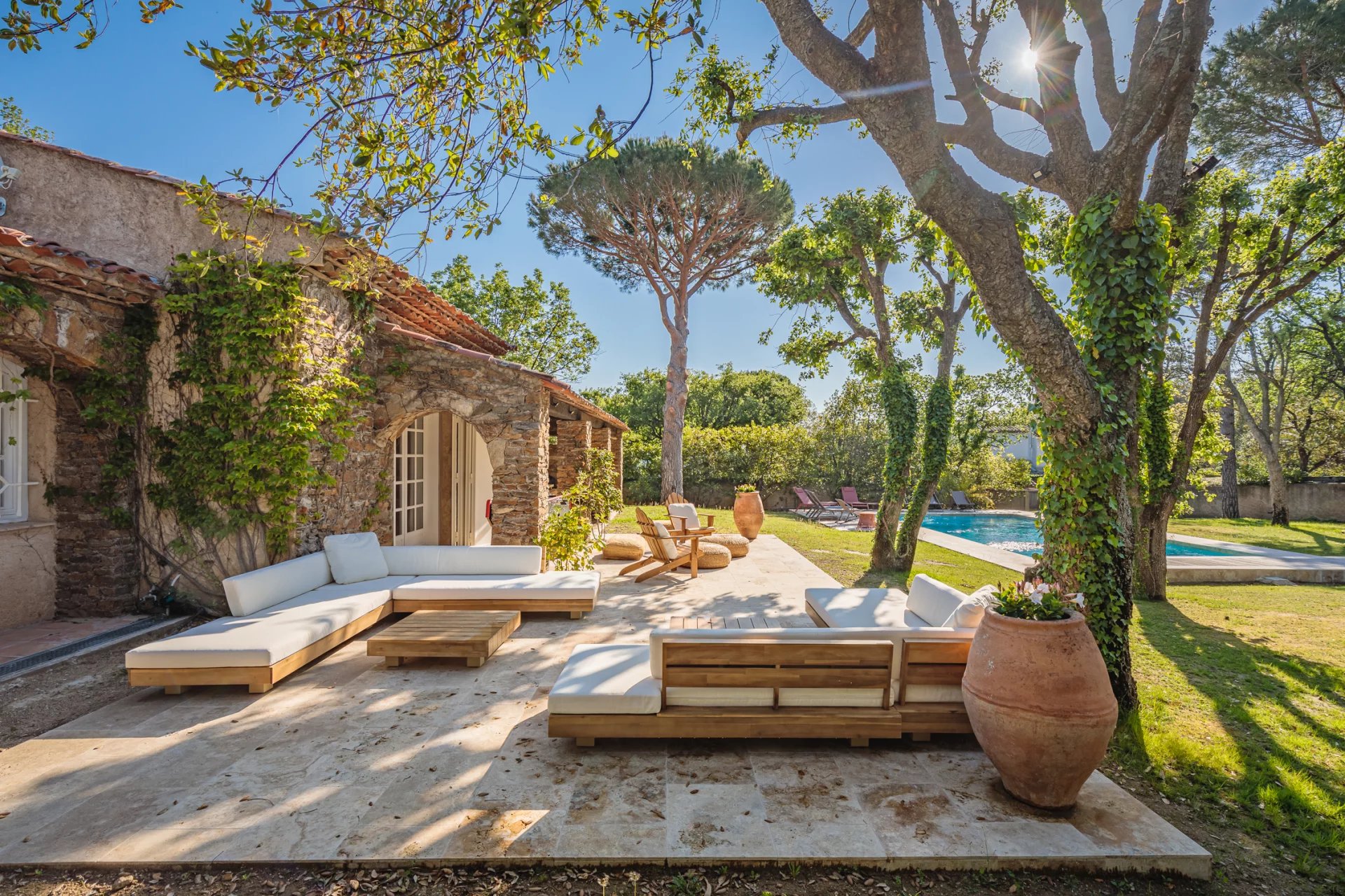 STONE HOUSE - GRIMAUD