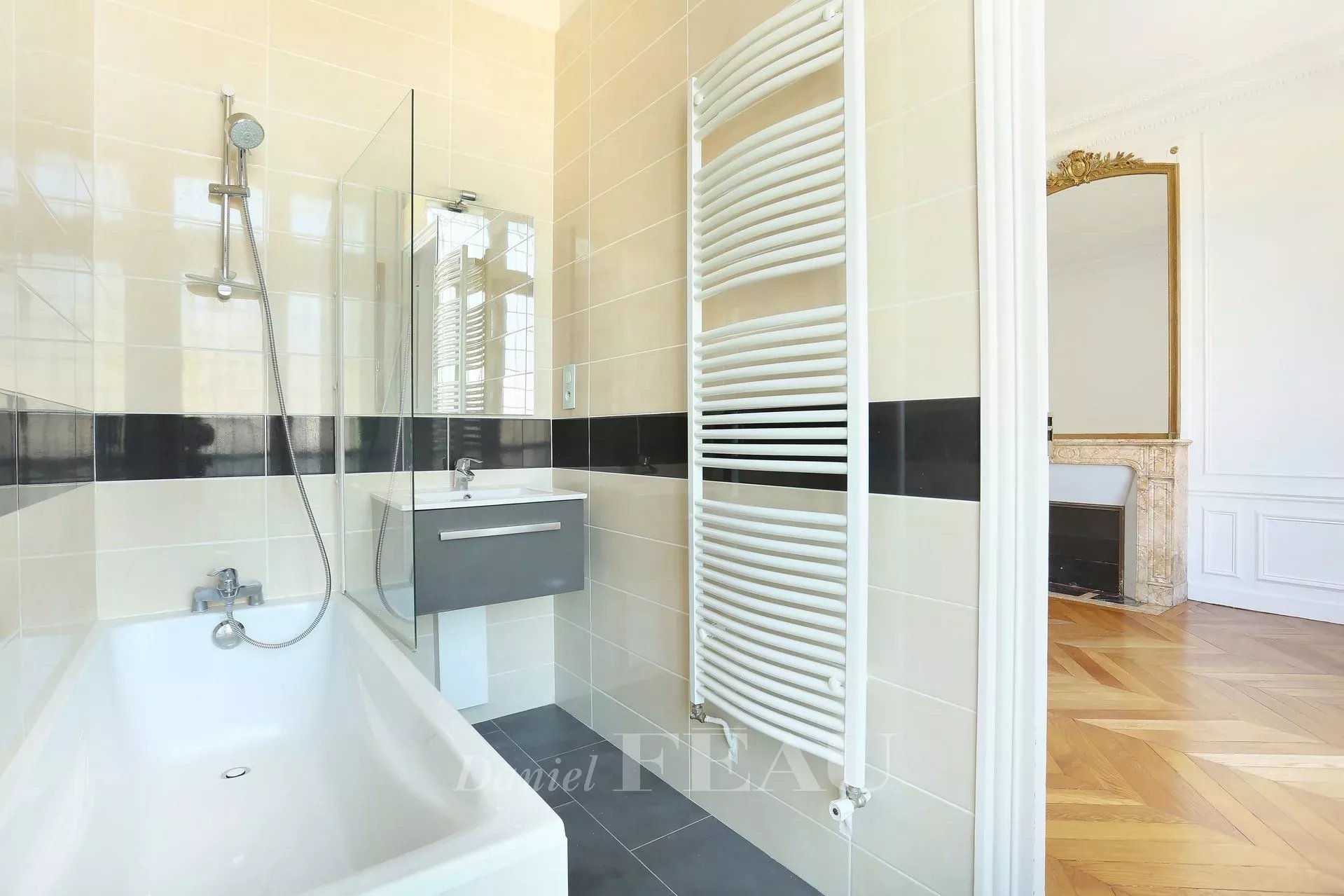 Location Appartement Paris 16ème