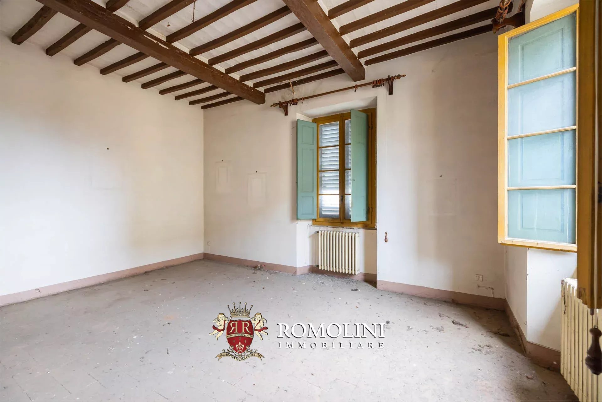 8 Bedroom Villa/Townhouse's Image 28