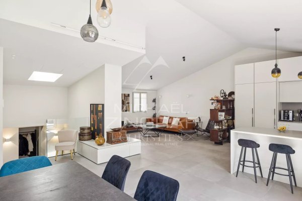 NICE City Center – Modern duplex apartment in a bourgeois building with a large terrace — photo 5