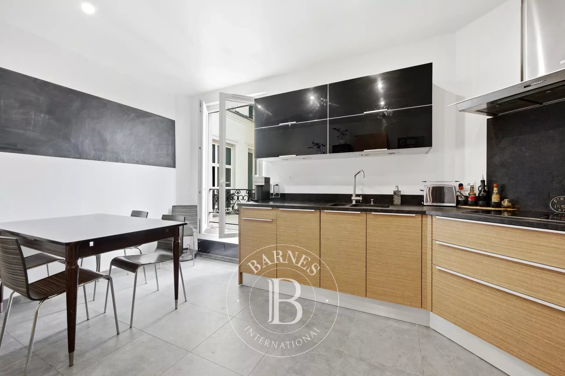 Paris  - Apartment 2 Bedrooms - picture 12