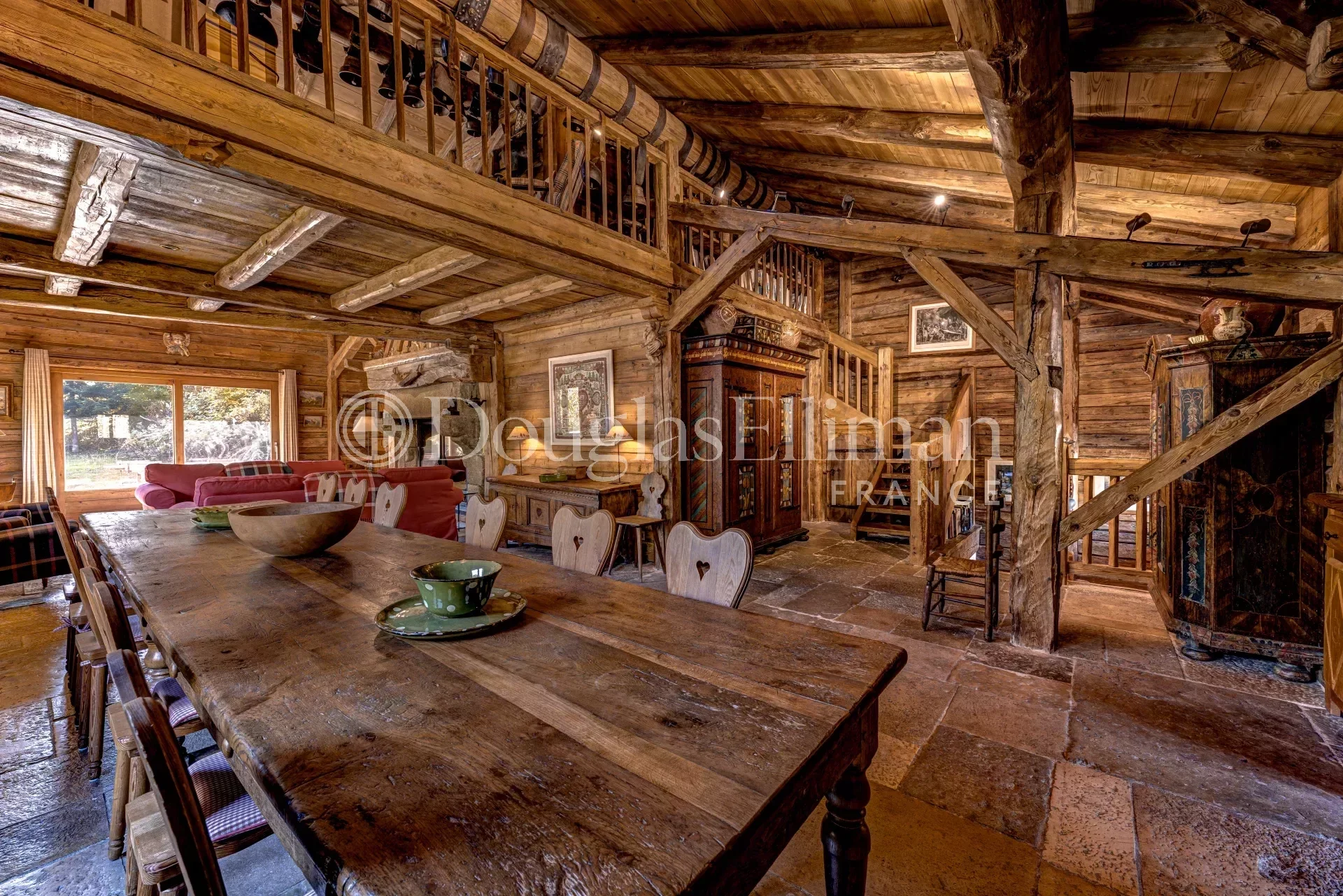 CHAMONIX – Élégant chalet savoyard de 6 chambres - Image nᵒ3