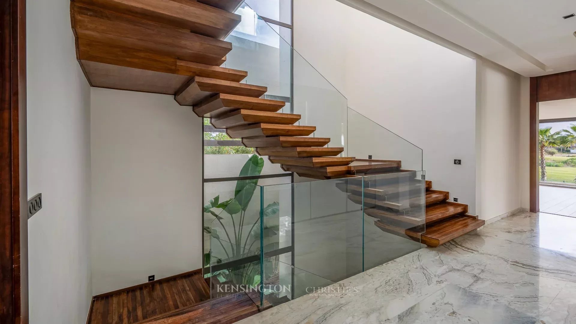 5 Bedroom Villa/Townhouse's Image 17