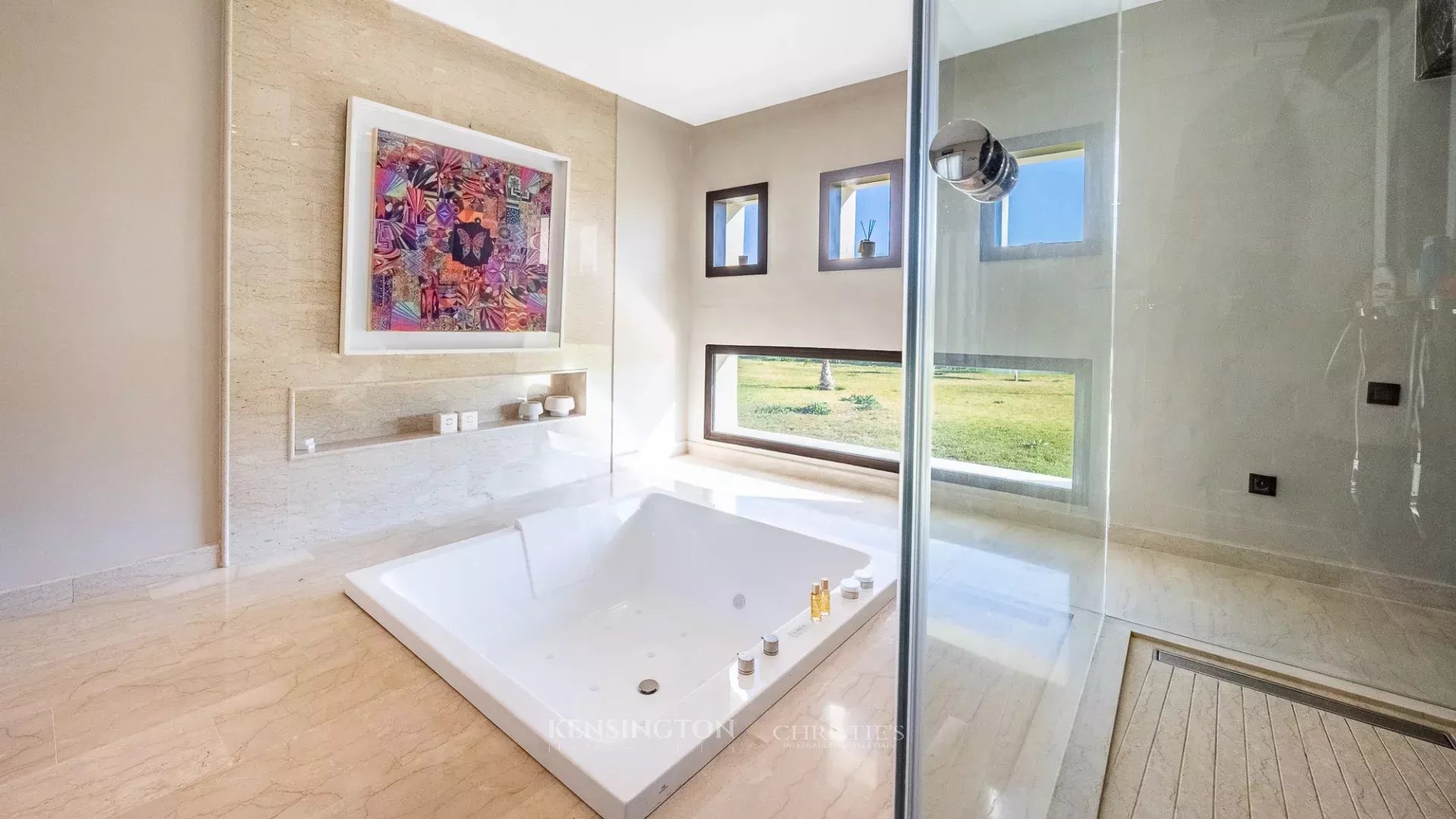 5 Bedroom Villa/Townhouse's Image 19