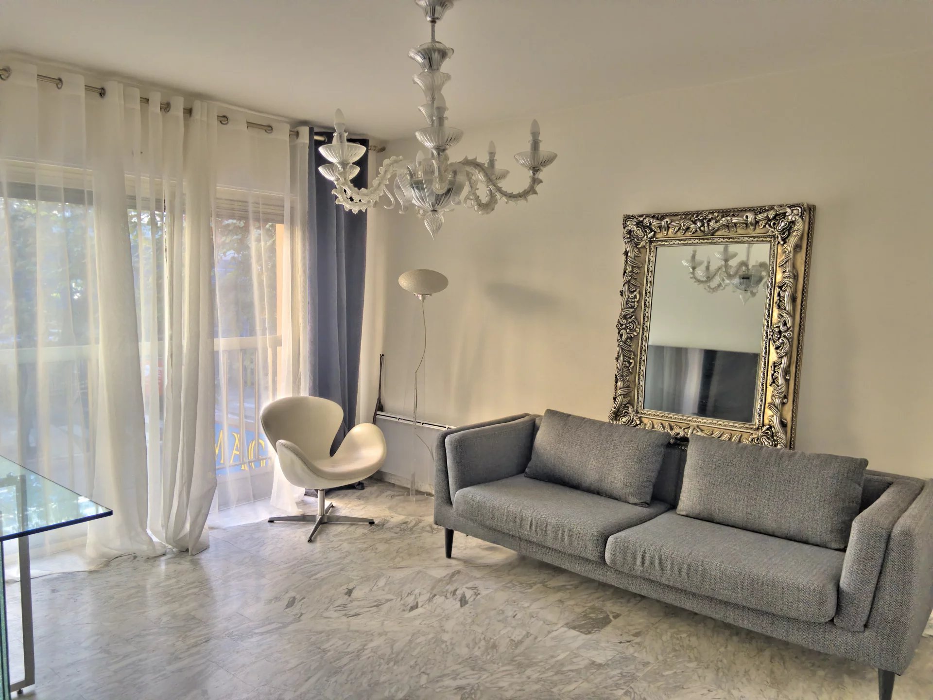 Agence immobilière de AZUR LOC INVEST