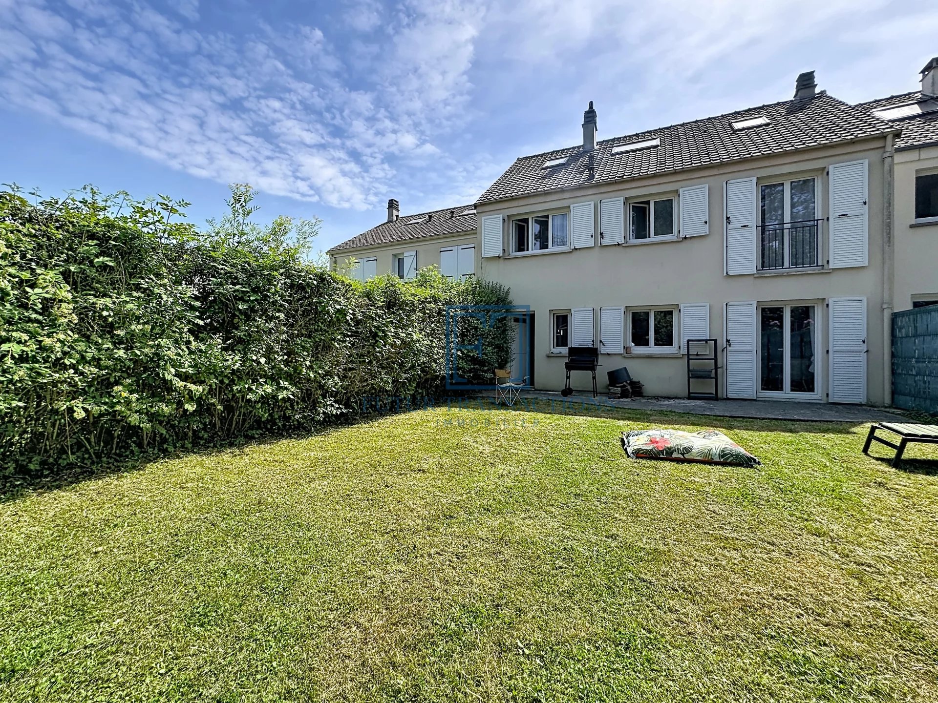 Maison familiale 5 chambres à Élancourt