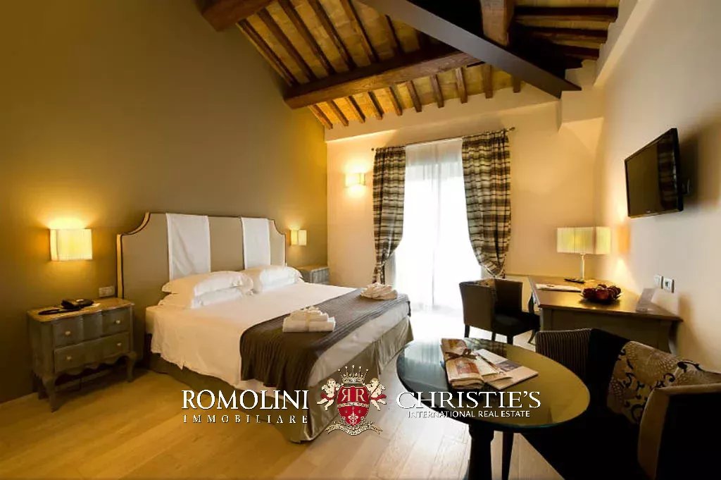 52 Bedroom Villa/Townhouse's Image 72