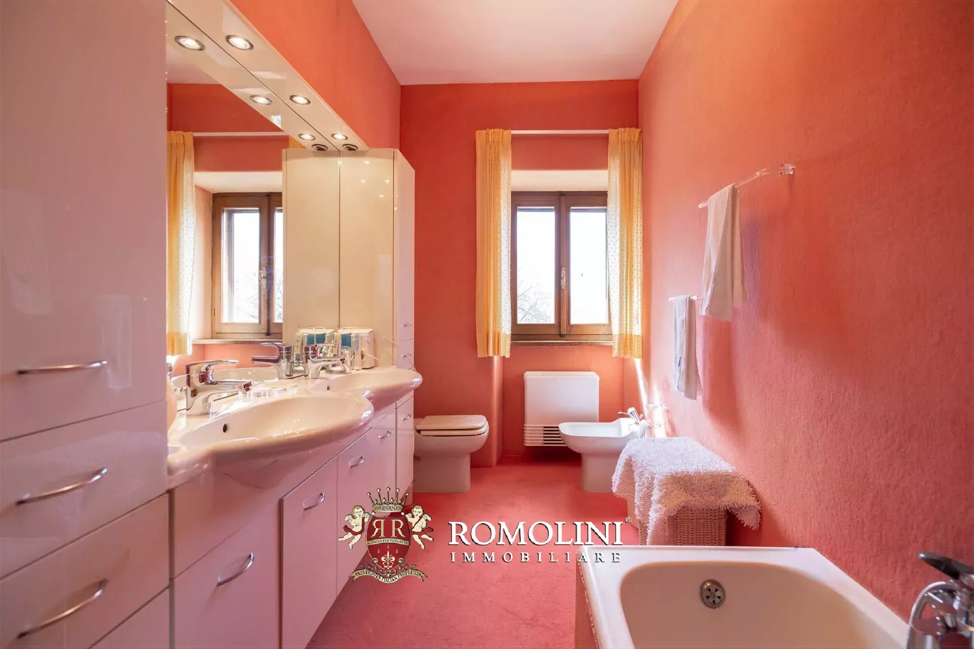 30 Bedroom Villa/Townhouse's Image 108