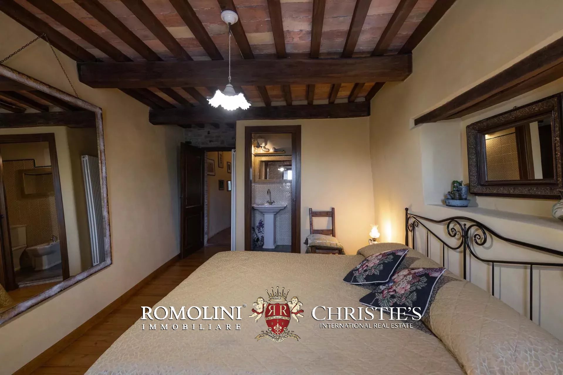 10 Bedroom Chateau's Image 32