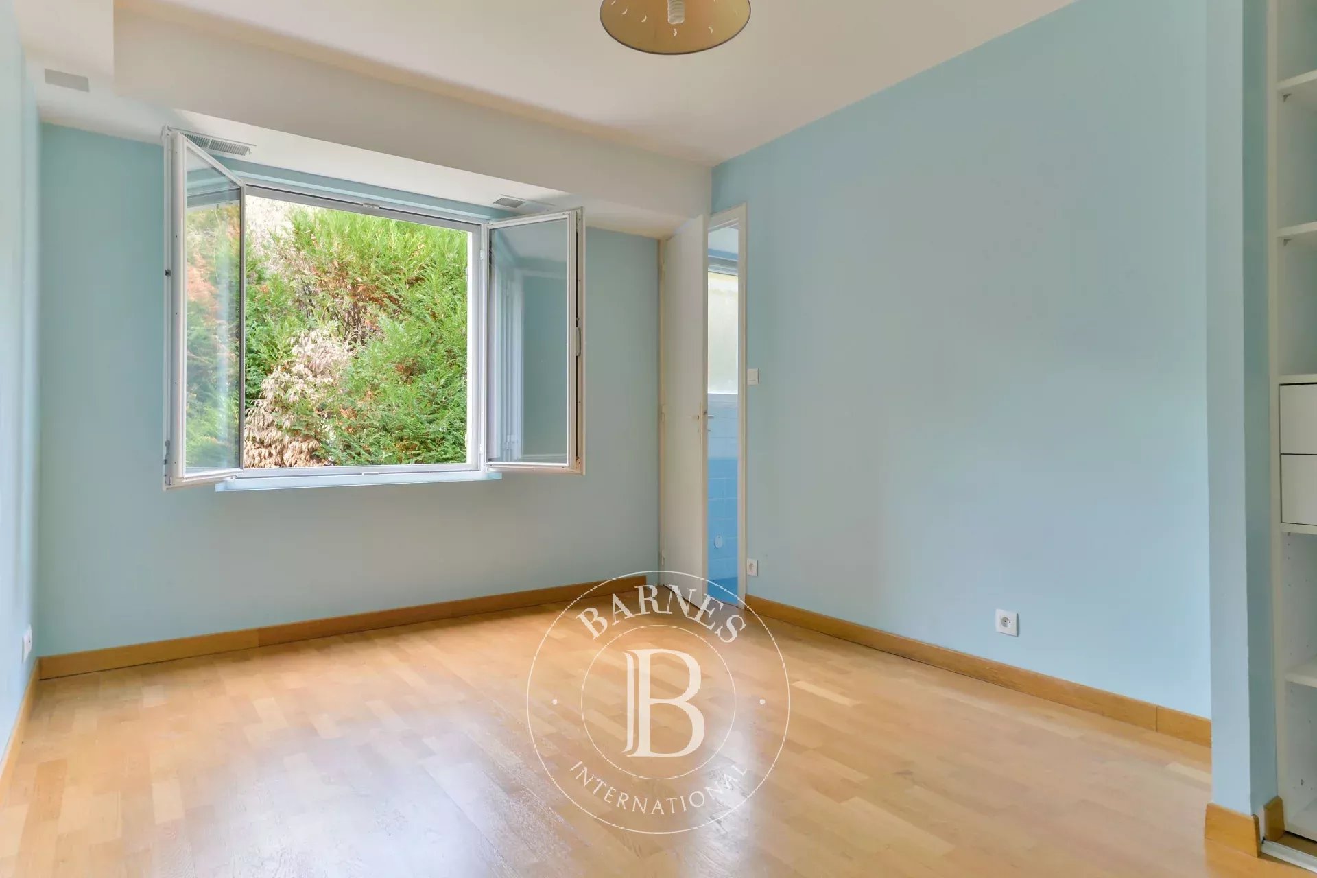 Ev Écully - picture 10