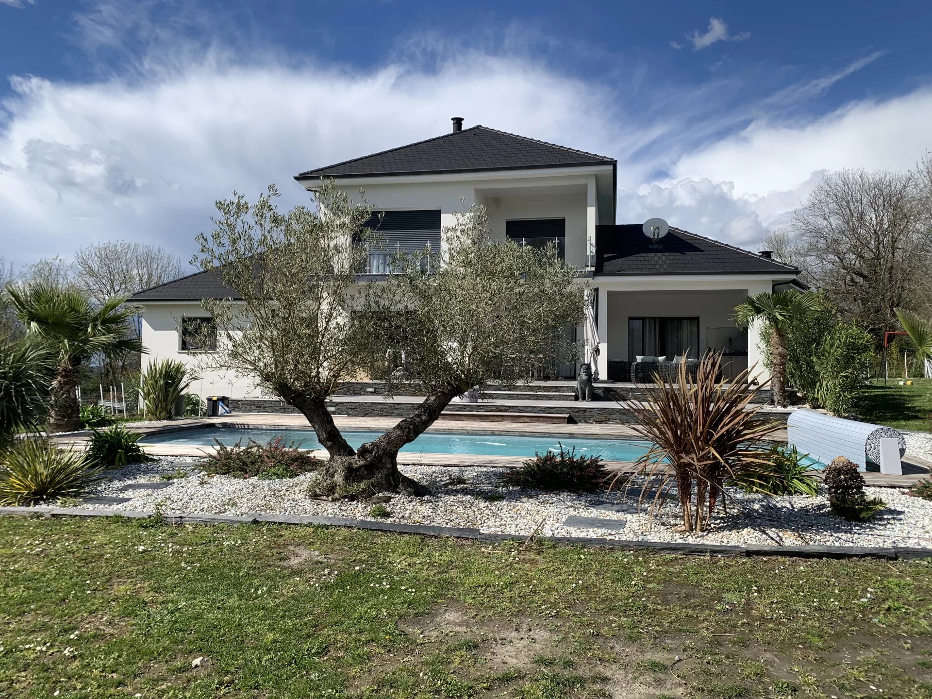 Agence immobilière de 