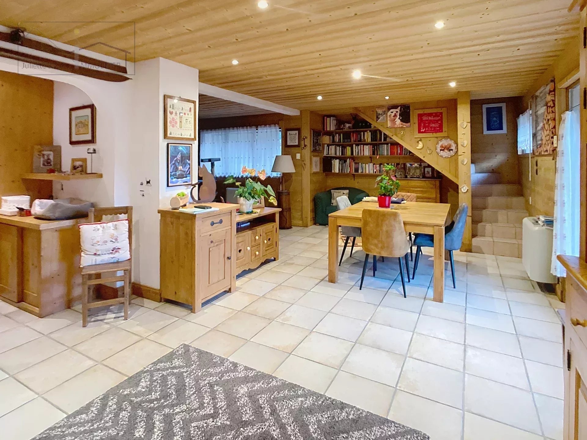 Photo of Charming Alpine Retreat: Spacious 5-Room Apartment