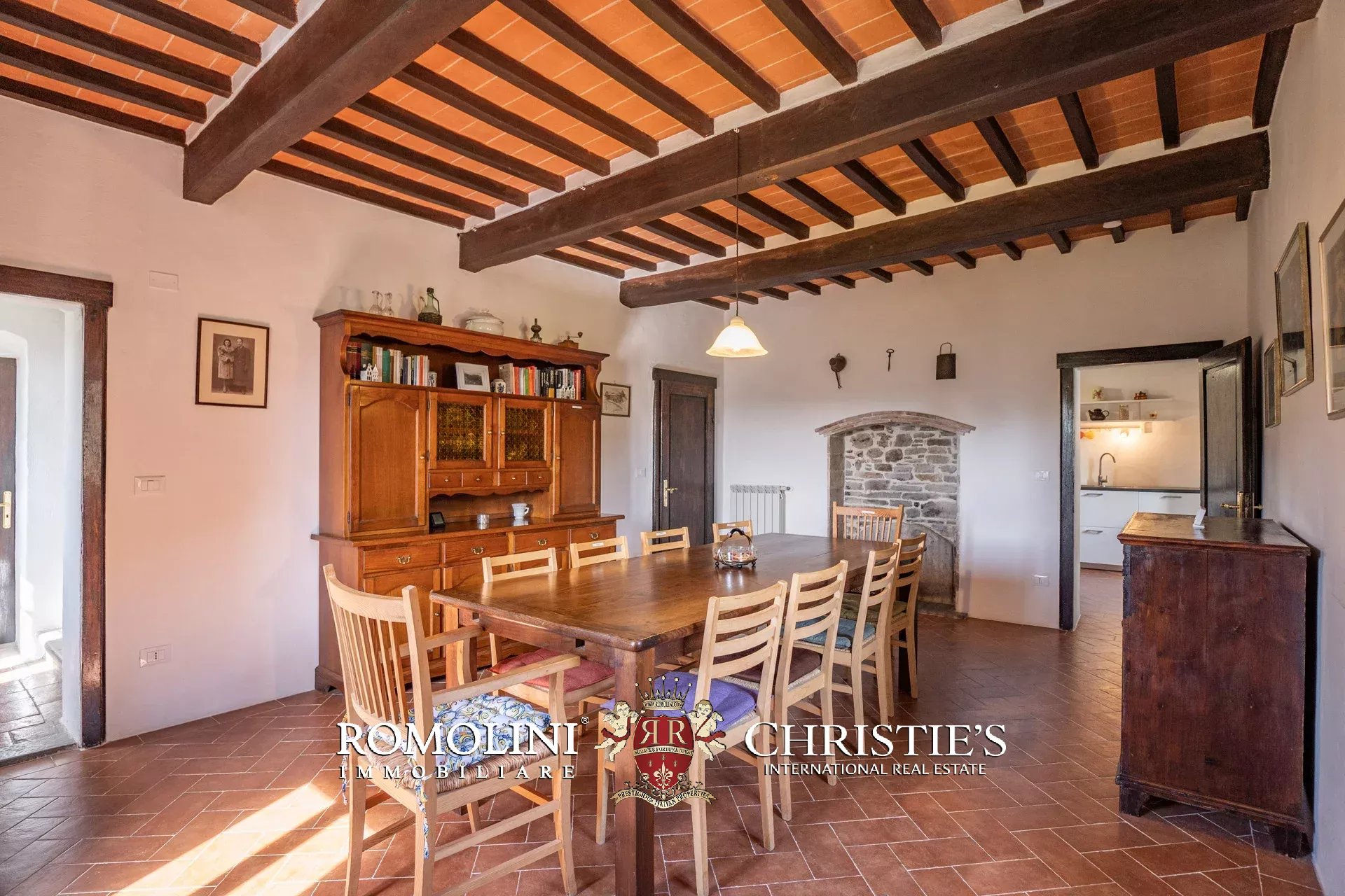 6 Bedroom Villa/Townhouse's Image 39