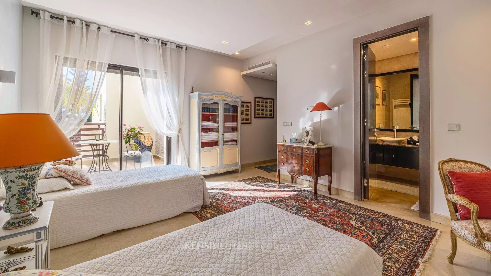 5 Bedroom Villa/Townhouse's Image 25