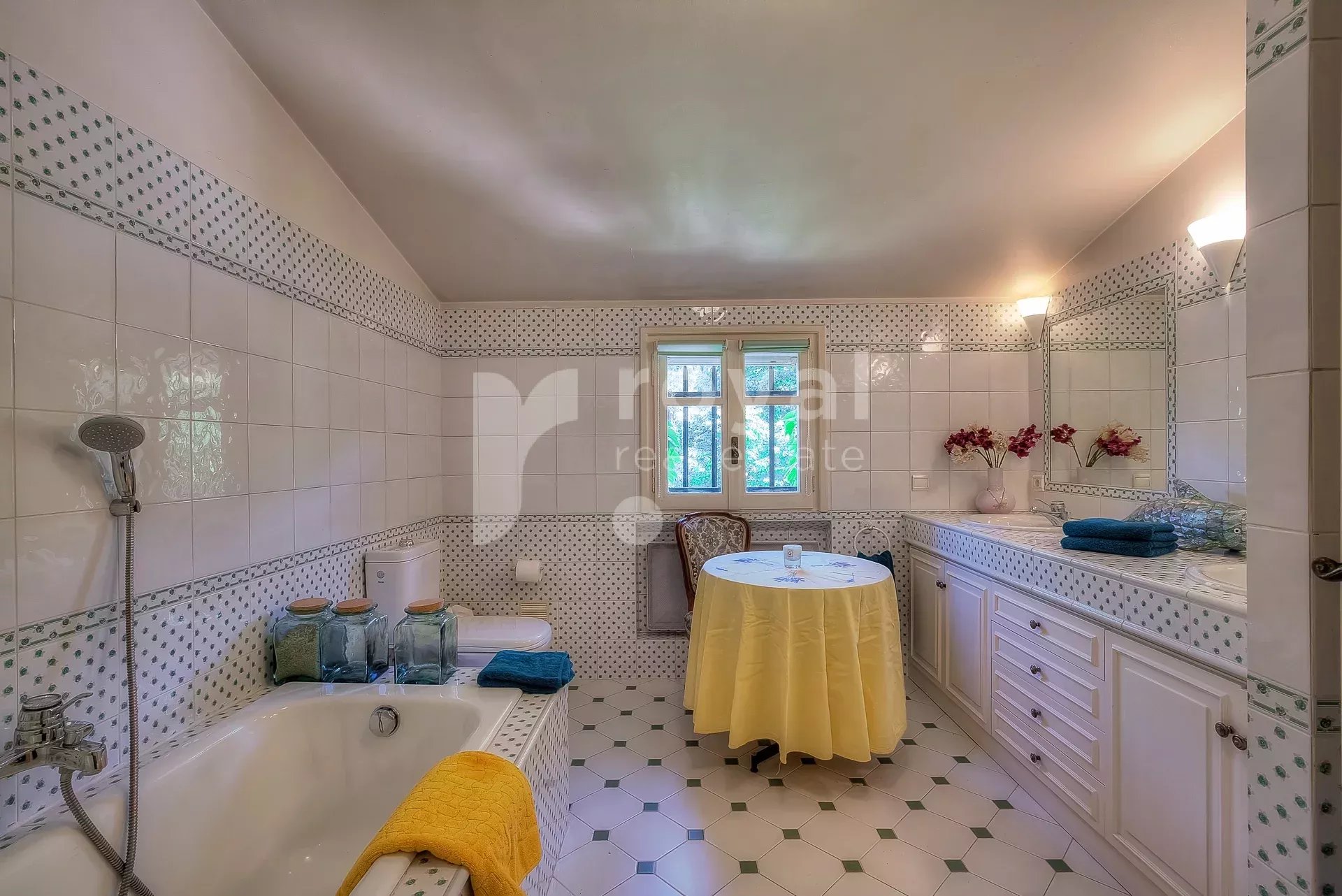 Villa provençale avec jardin dans un domaine fermé, proche Valbonne — photo 15