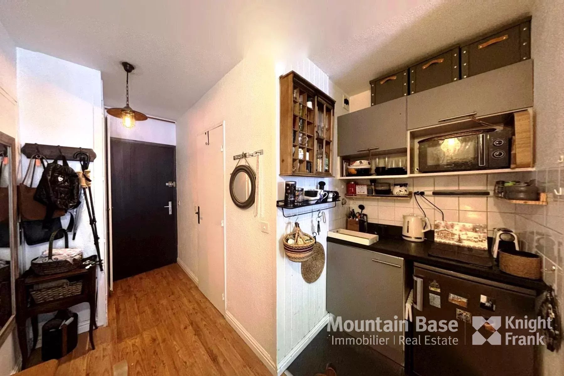 Photo of A 3rd-floor studio apartment with balcony and Mont Blanc views