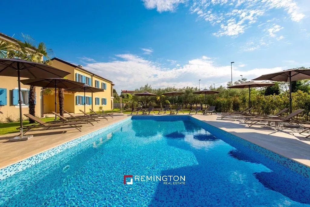 7 Bedroom Villa/Townhouse's Image 4