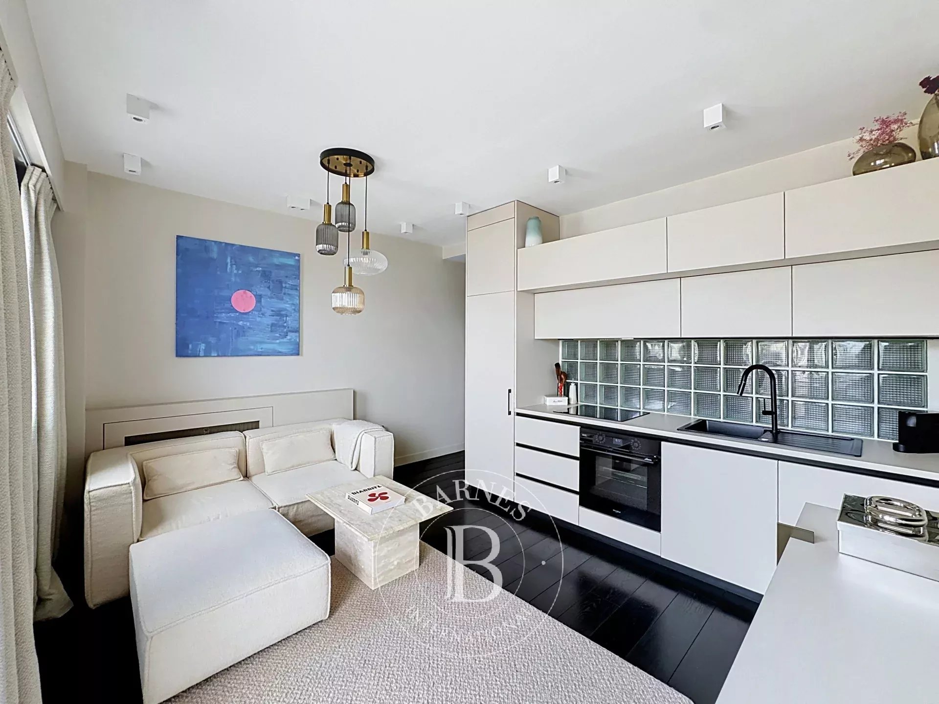 Appartement Paris 75008  -  ref 87218197 (picture 2)