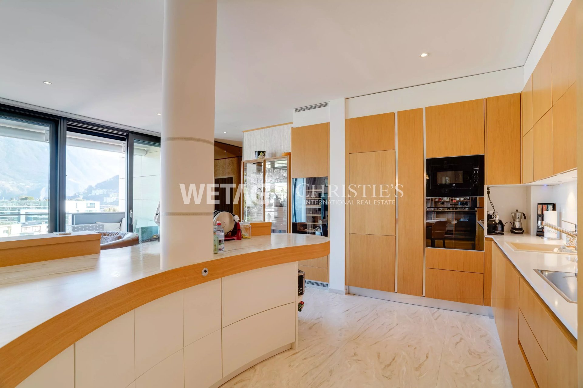 3 Bedroom Apartment/Flat's Image 4