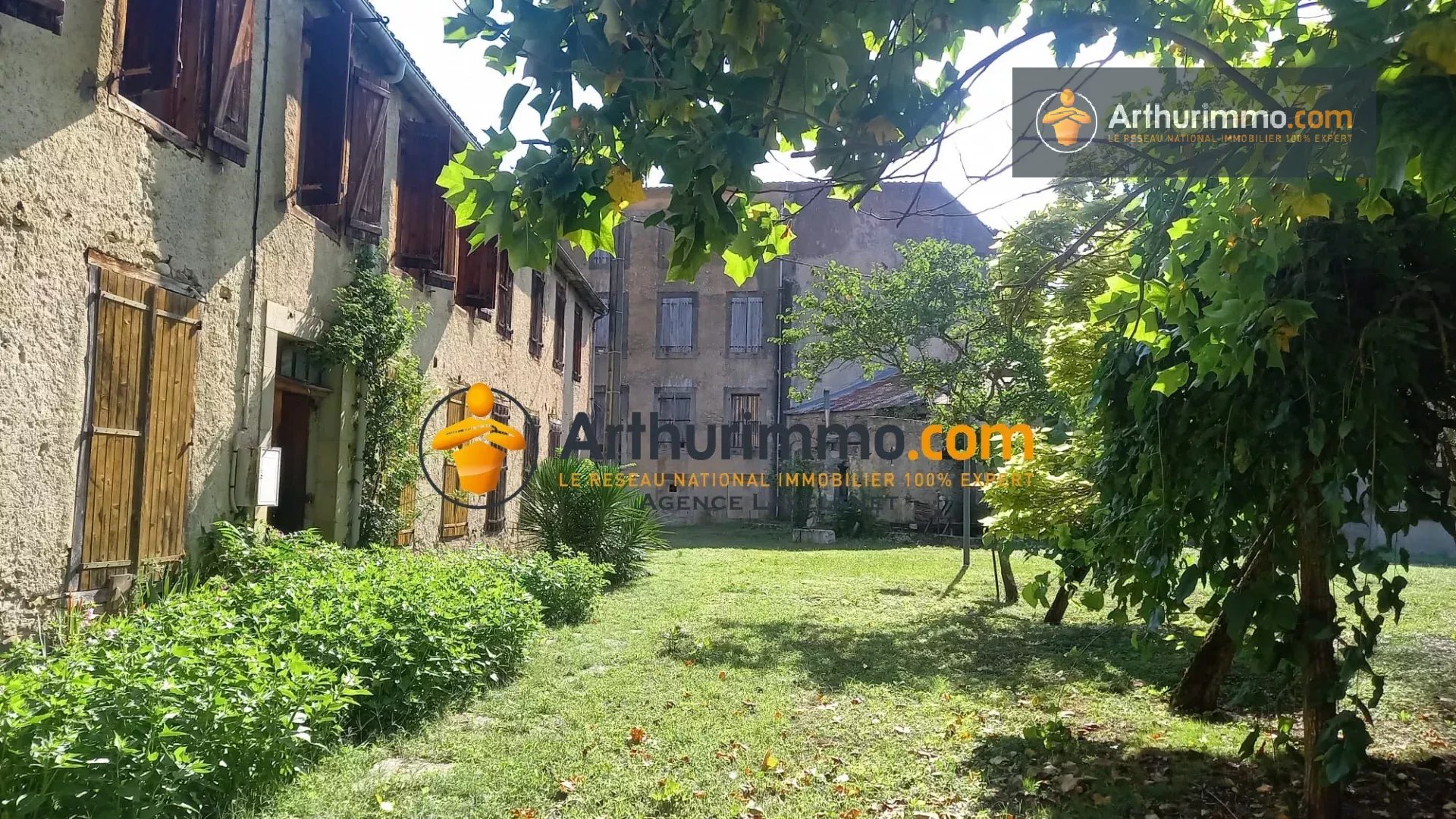 Agence immobilière de 