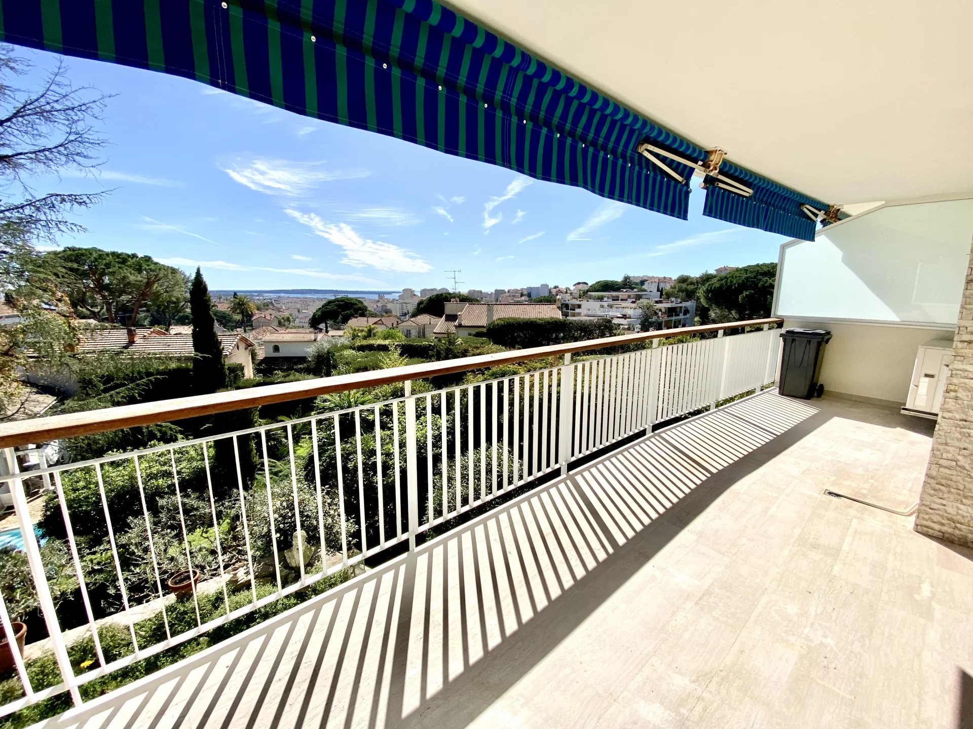 06400 CANNES APPARTEMENT